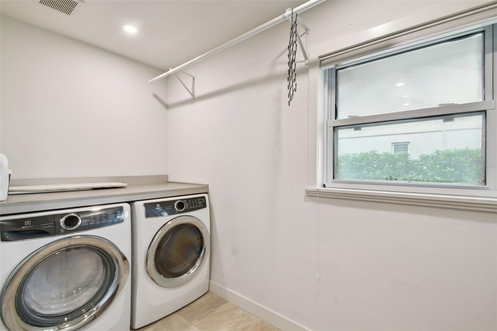 Image 17 of 70 For 4202 Saltwater Boulevard