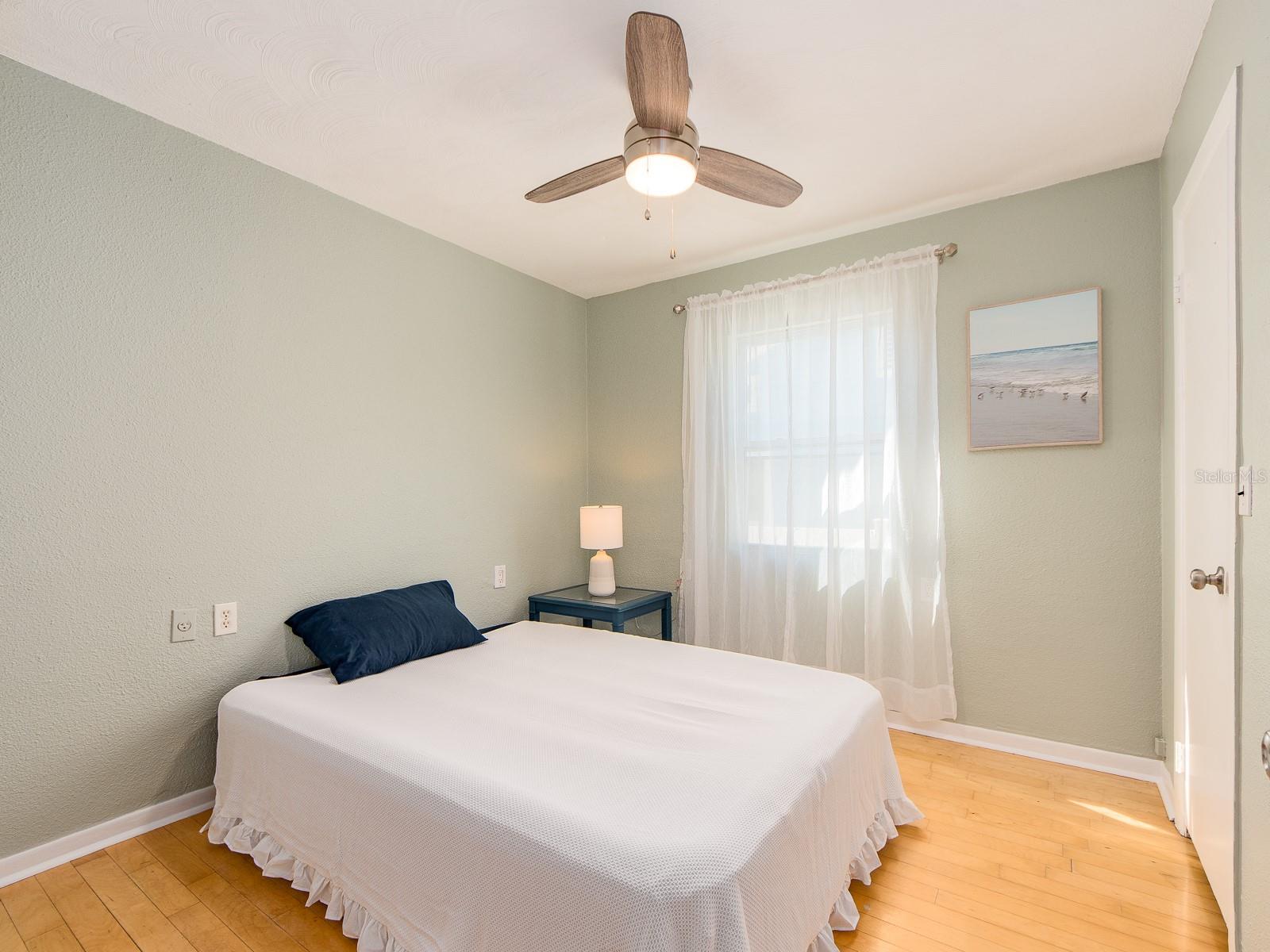 Image 24 of 35 For 449 Roanoke Street