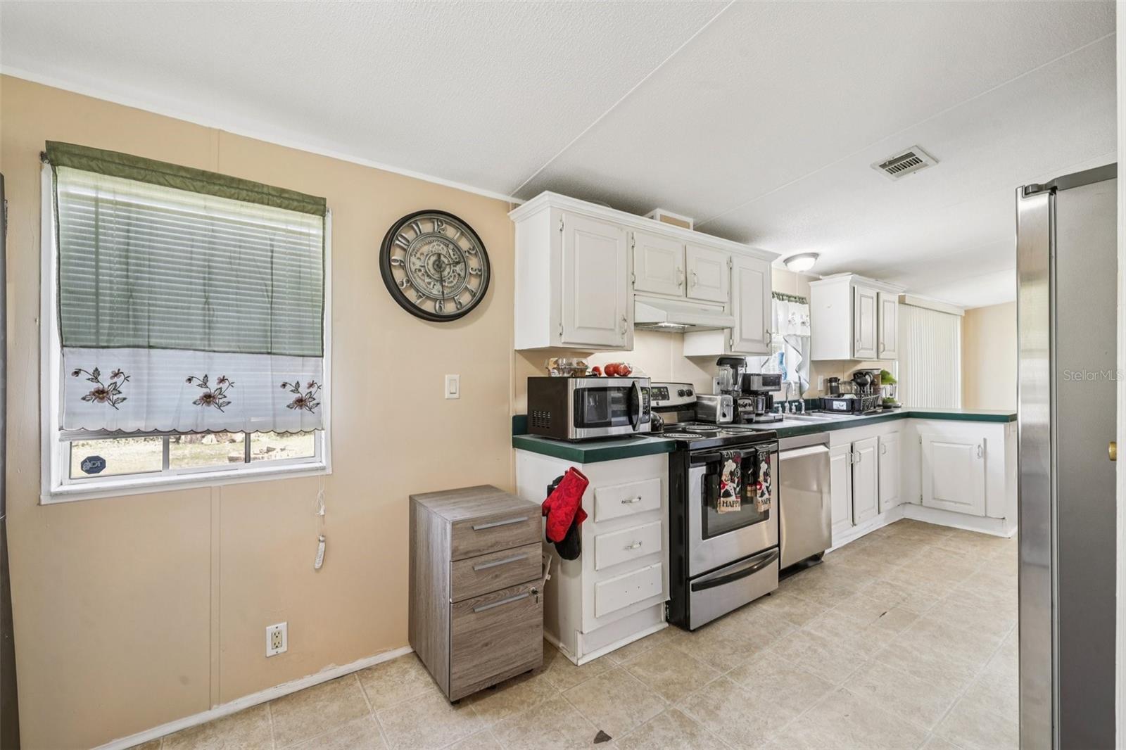 Image 22 of 67 For 9644 Lake Drive