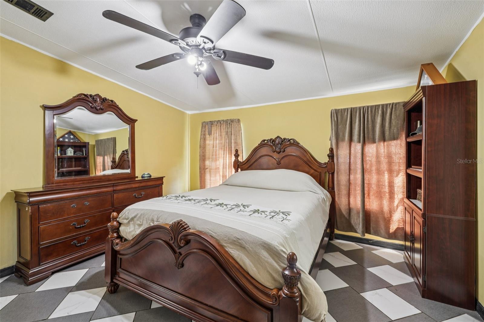 Image 32 of 67 For 9644 Lake Drive