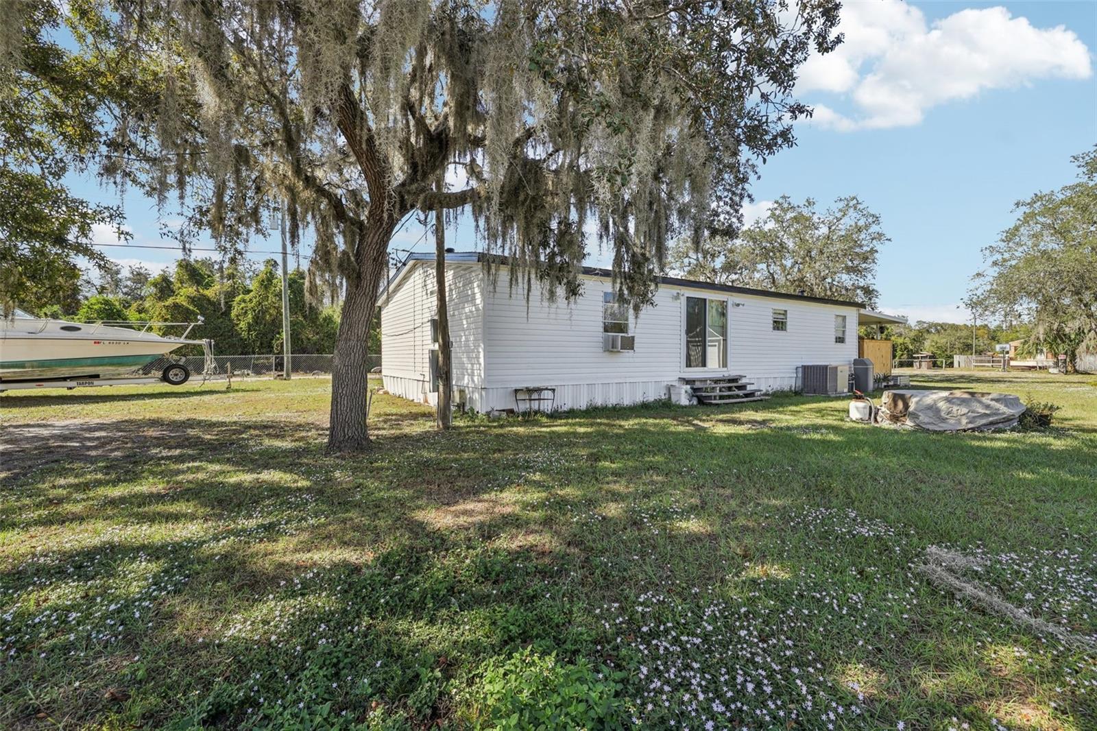 Image 43 of 67 For 9644 Lake Drive