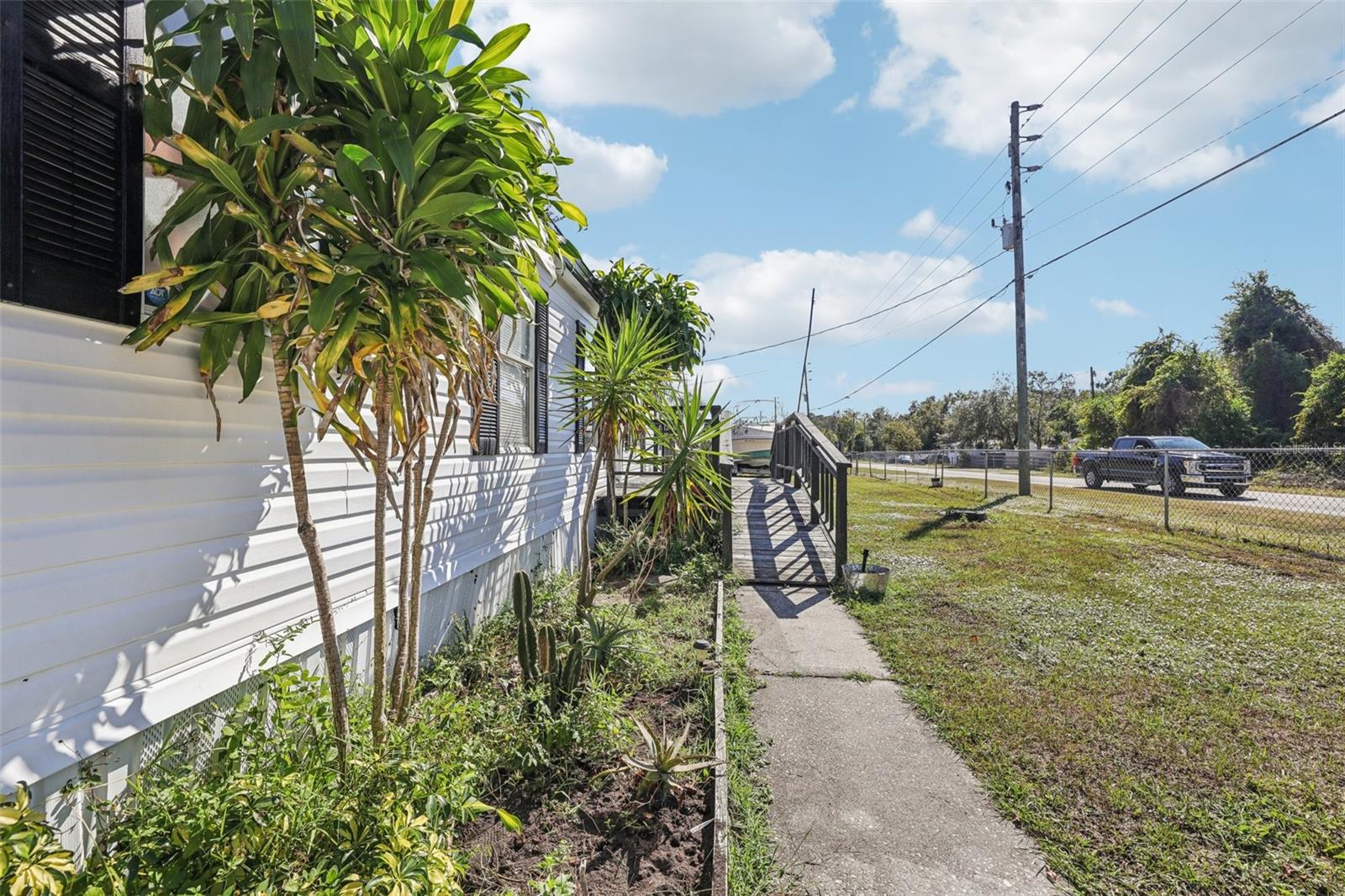 Image 7 of 67 For 9644 Lake Drive