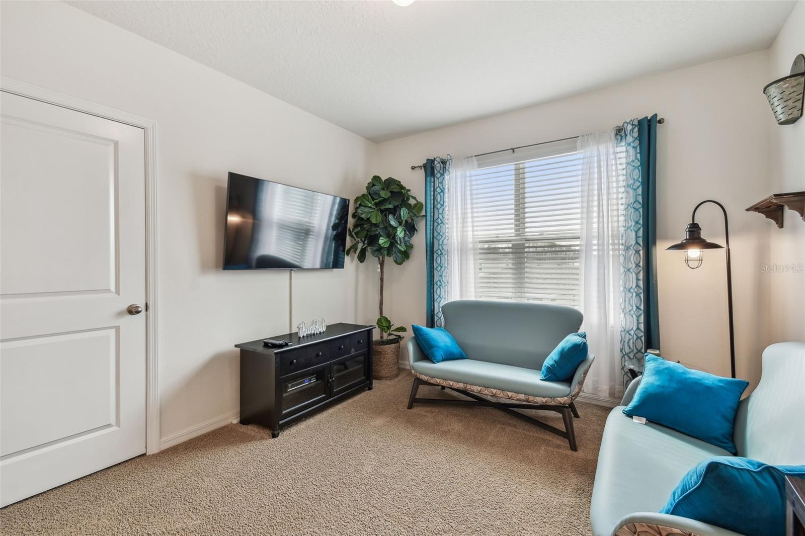 Image 37 of 65 For 1540 Glen Grove Loop