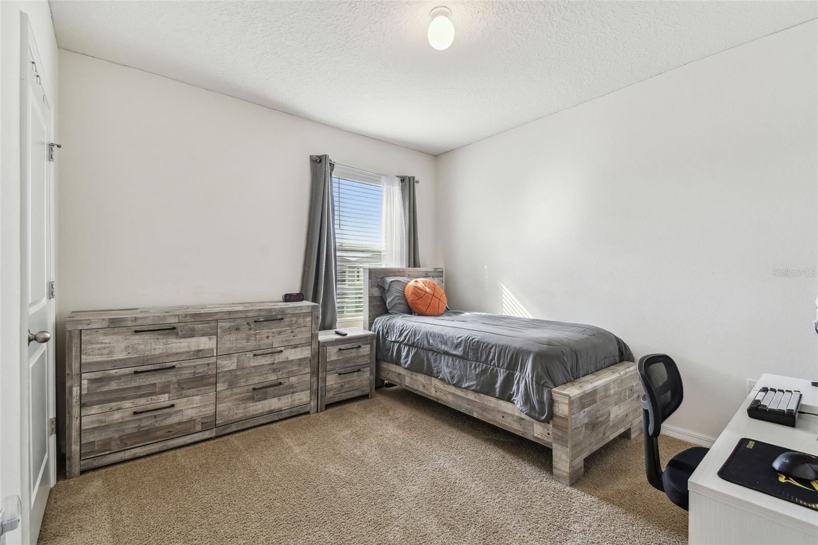 Image 39 of 65 For 1540 Glen Grove Loop