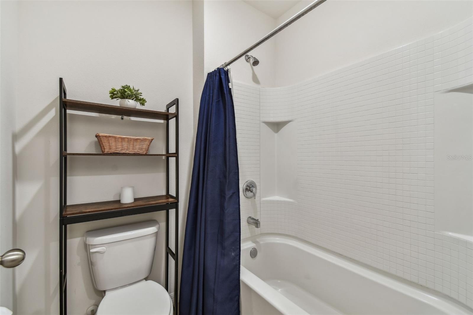 Image 43 of 65 For 1540 Glen Grove Loop