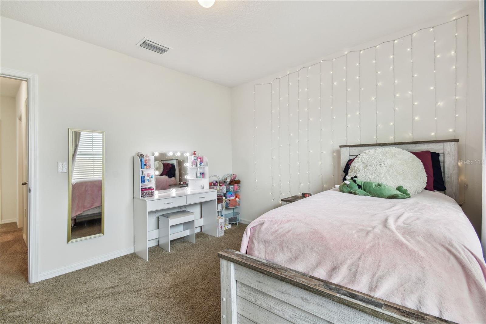 Image 46 of 65 For 1540 Glen Grove Loop