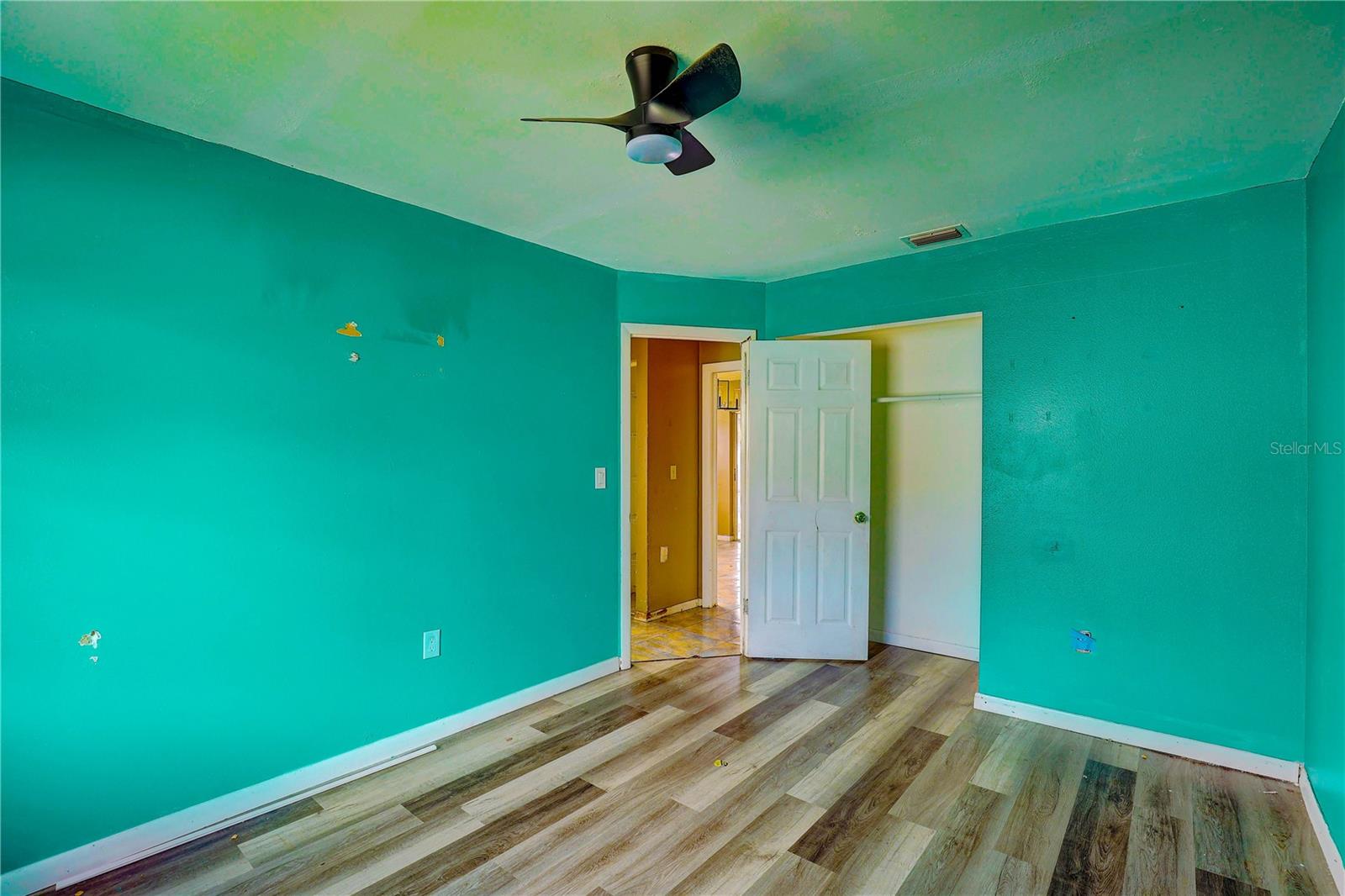 Image 15 of 36 For 2977 Palmetto Court