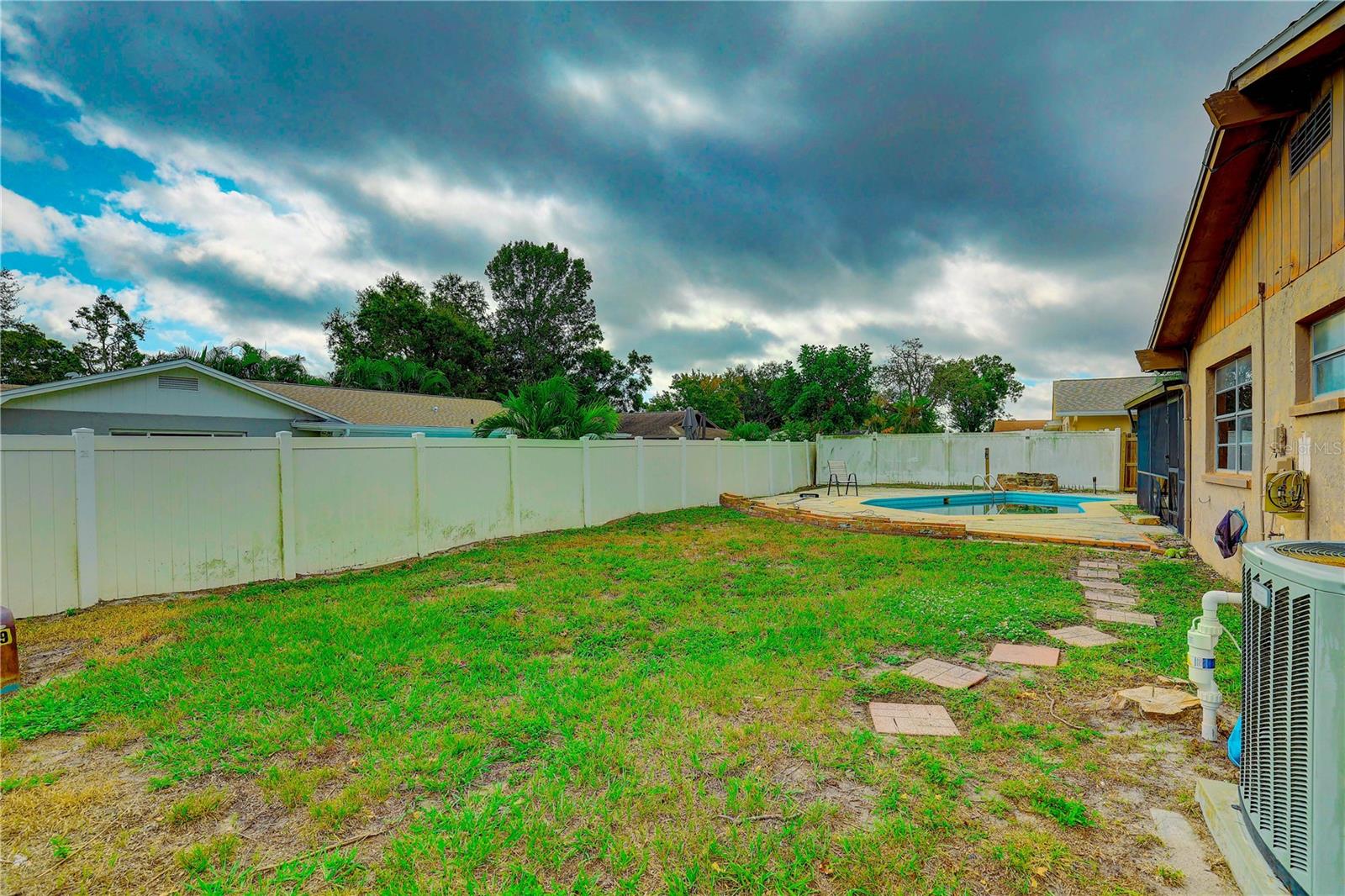 Image 29 of 36 For 2977 Palmetto Court