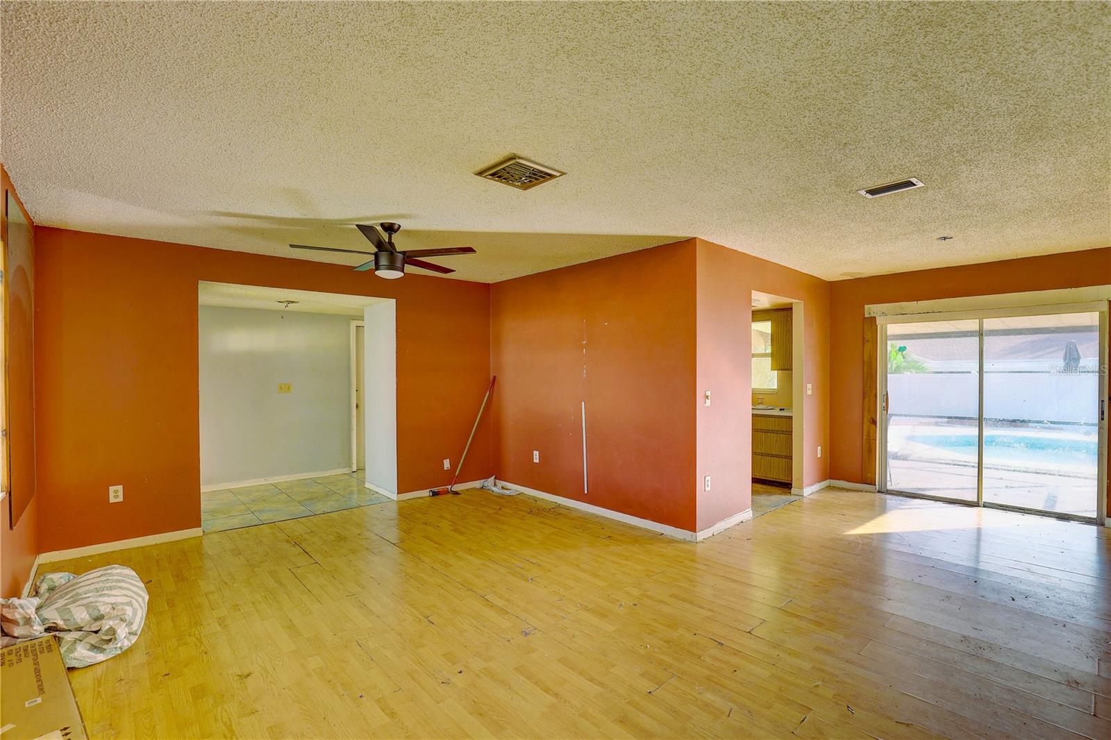 Image 3 of 36 For 2977 Palmetto Court