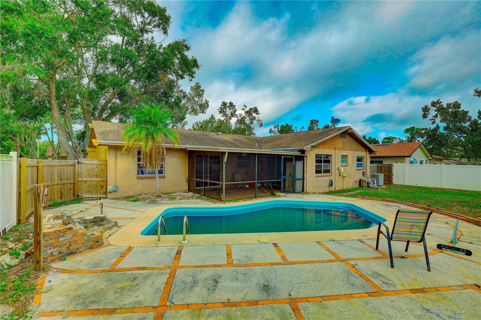 Image 31 of 36 For 2977 Palmetto Court