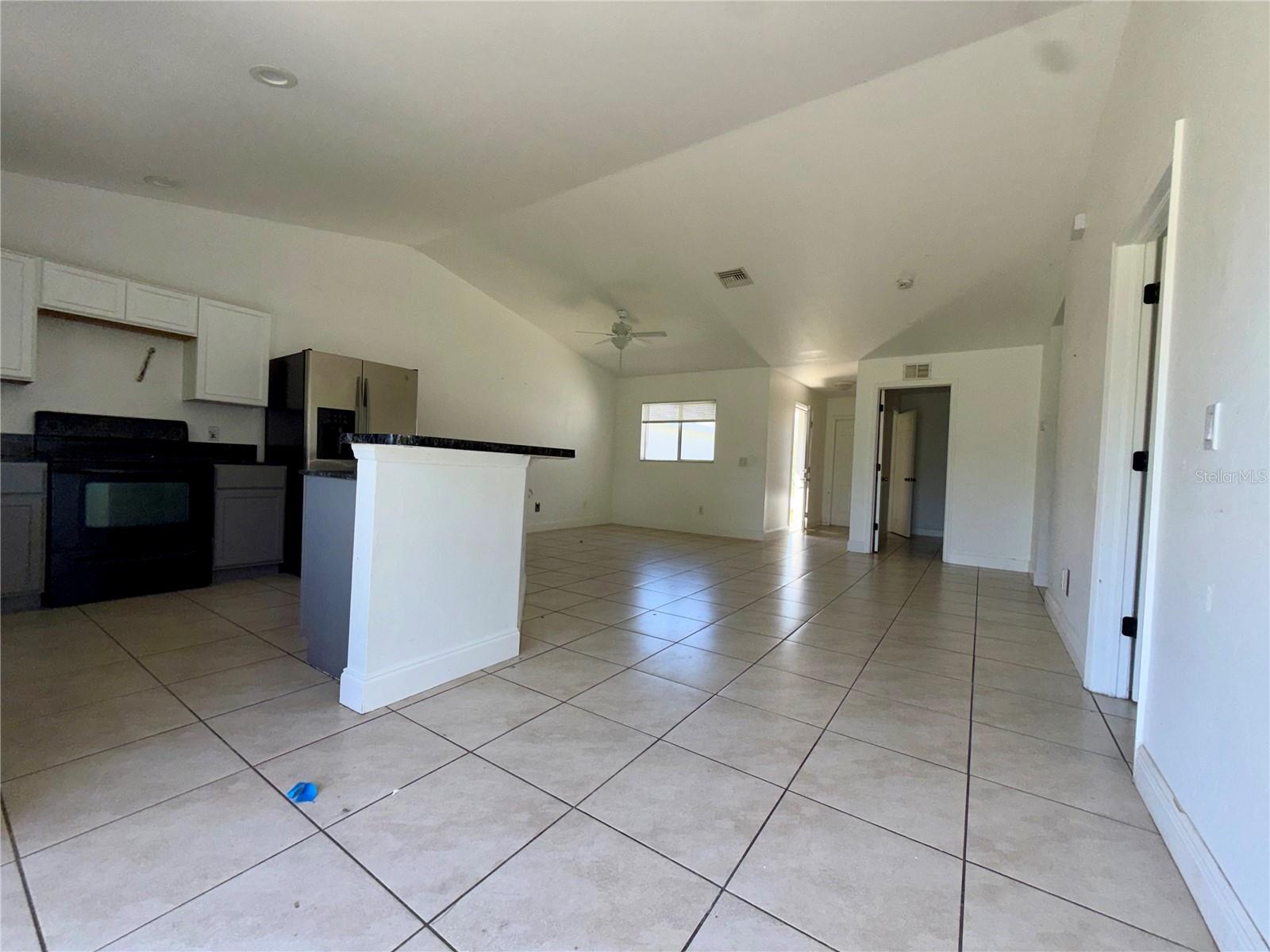 Image 11 of 46 For 777-779 Bedford Drive