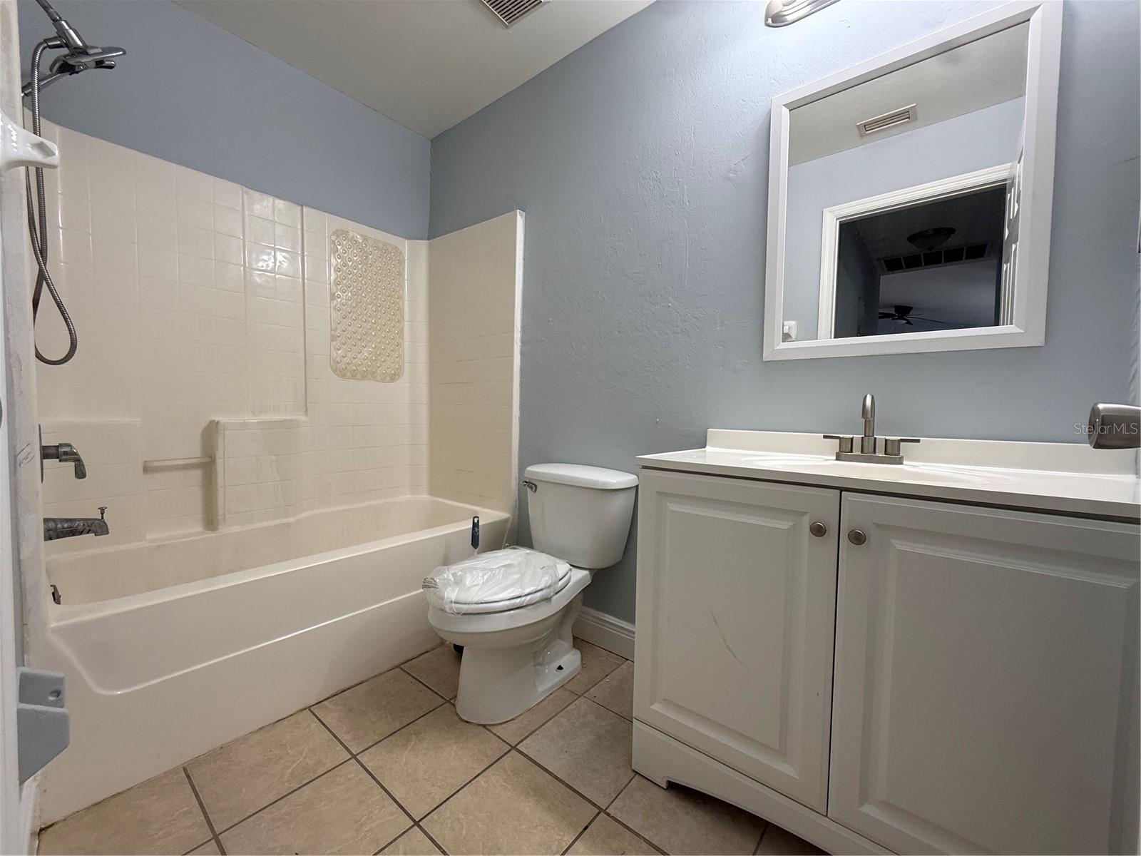 Image 32 of 46 For 777-779 Bedford Drive