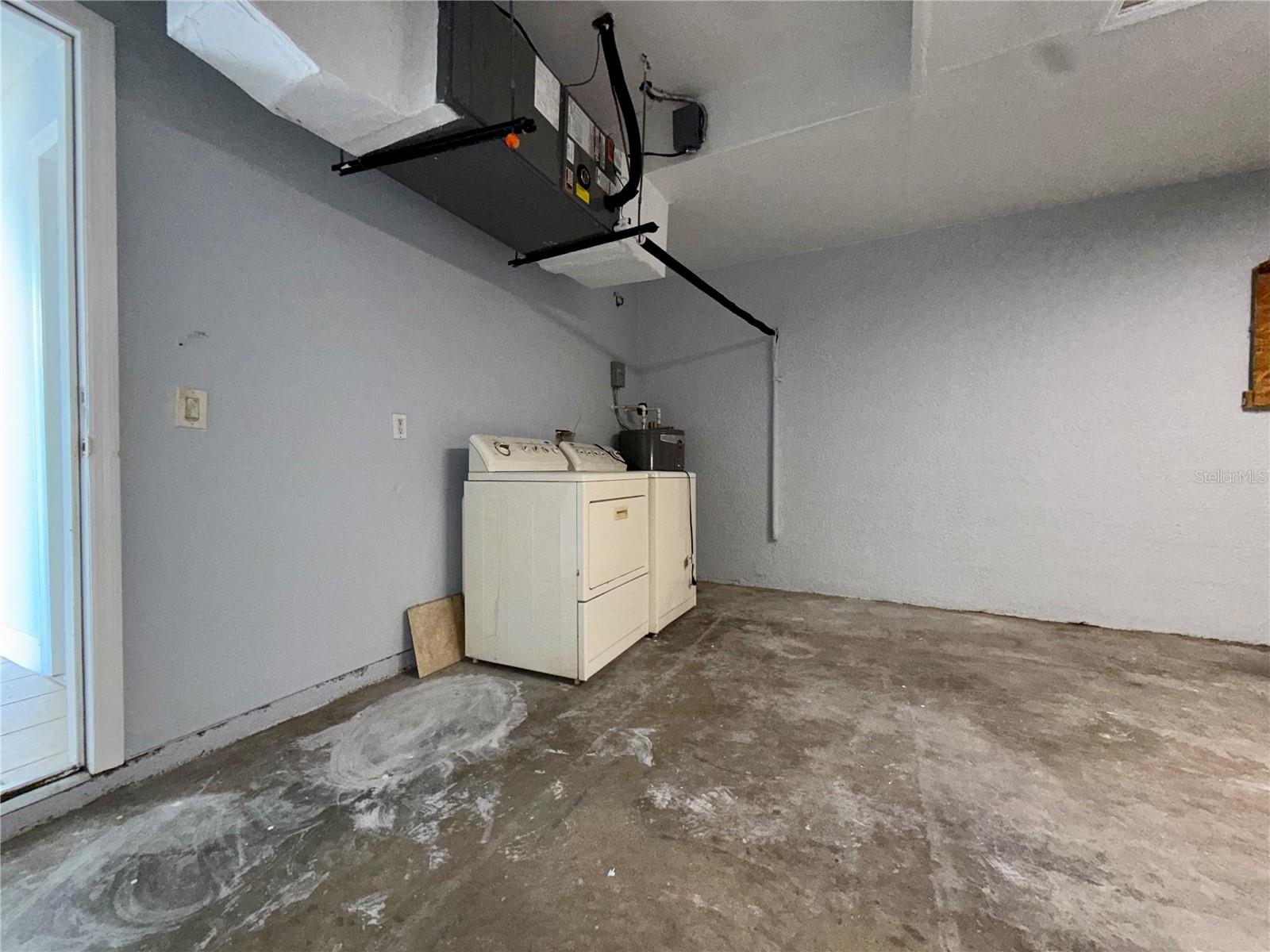 Image 40 of 46 For 777-779 Bedford Drive