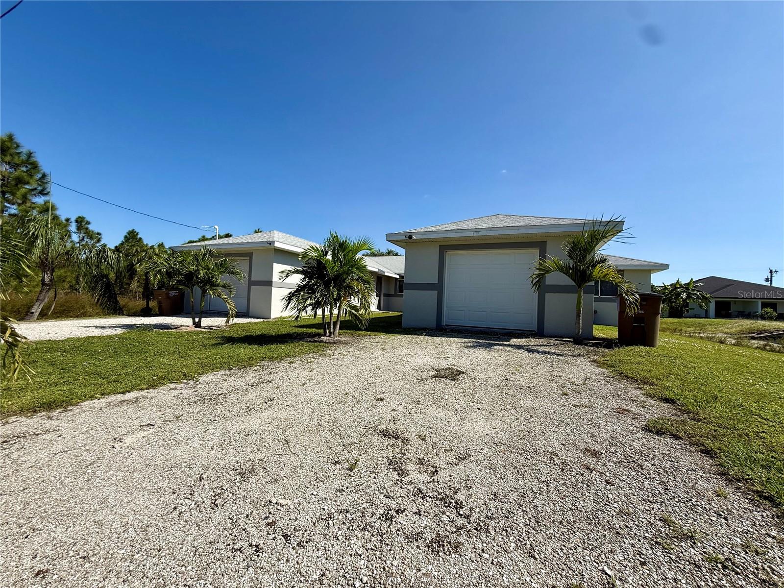 Image 5 of 46 For 777-779 Bedford Drive