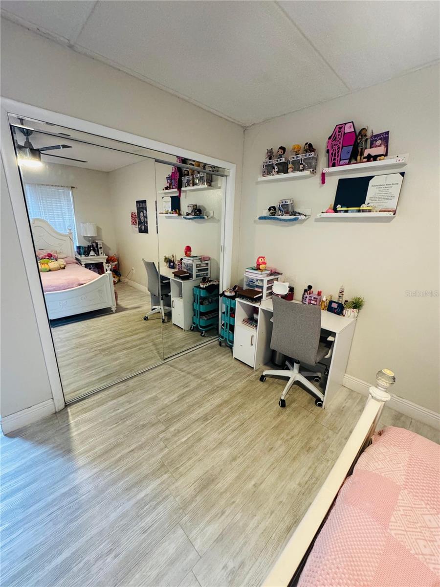 Image 10 of 21 For 4724 Christa Court 322