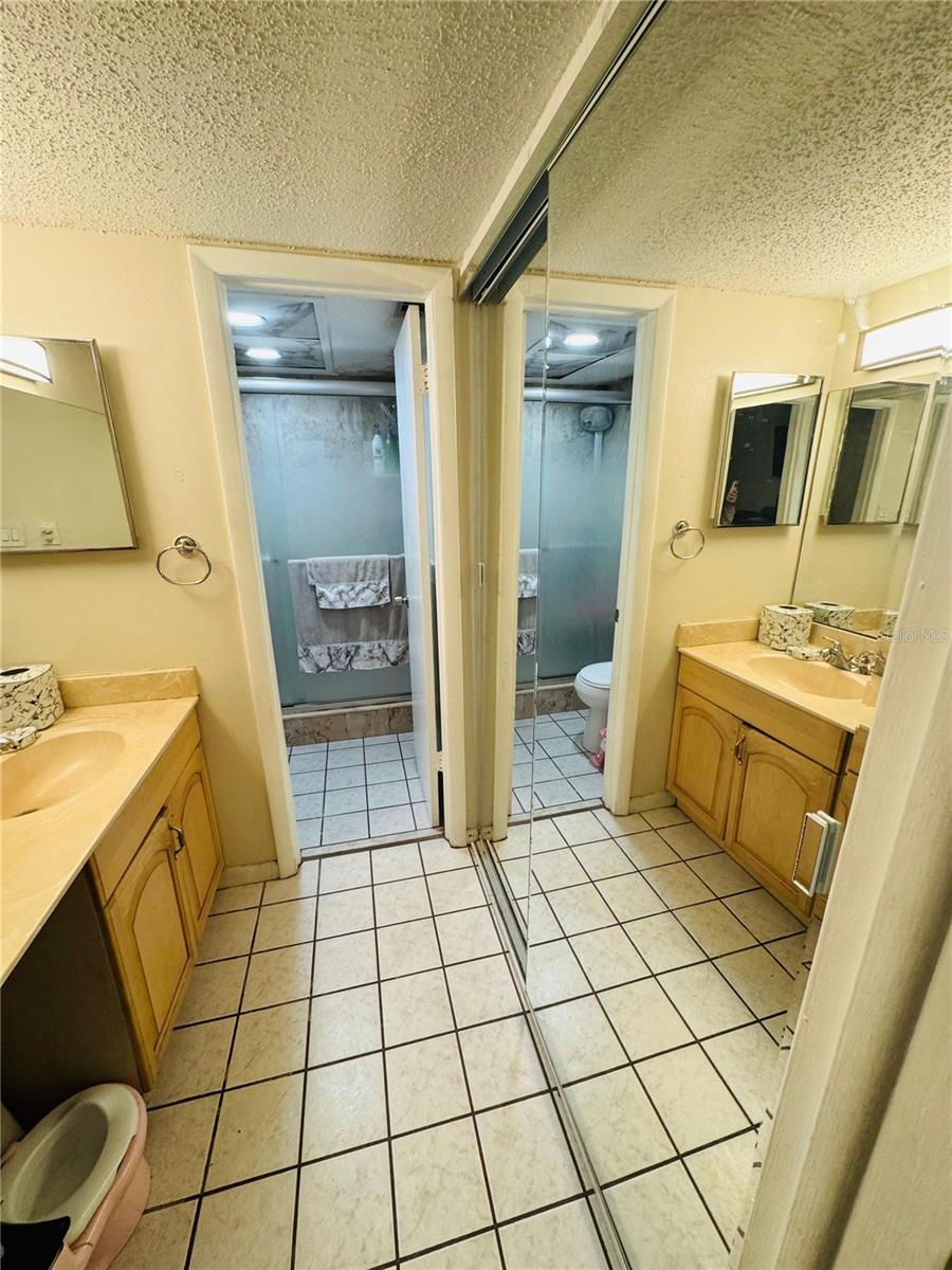 Image 16 of 21 For 4724 Christa Court 322