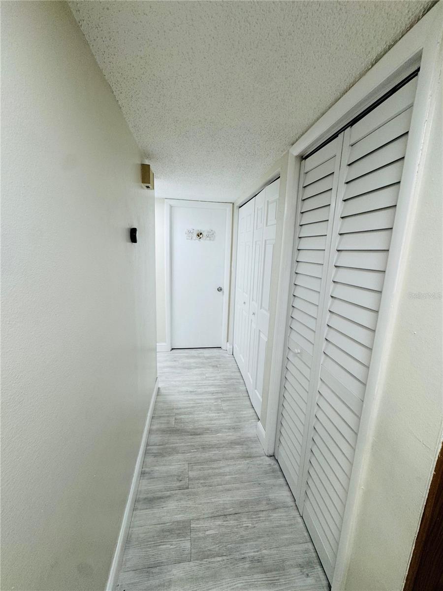 Image 17 of 21 For 4724 Christa Court 322