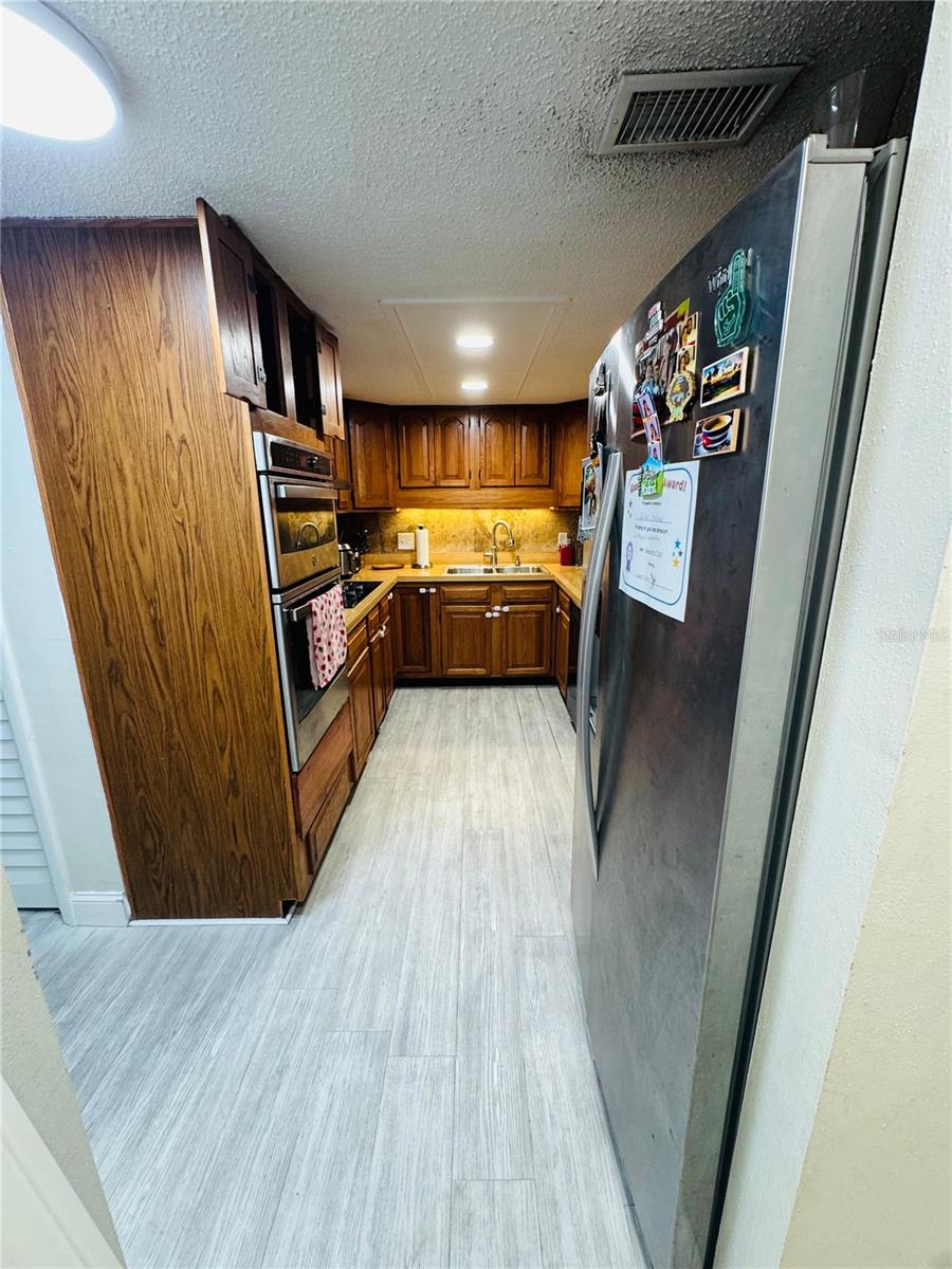 Image 3 of 21 For 4724 Christa Court 322