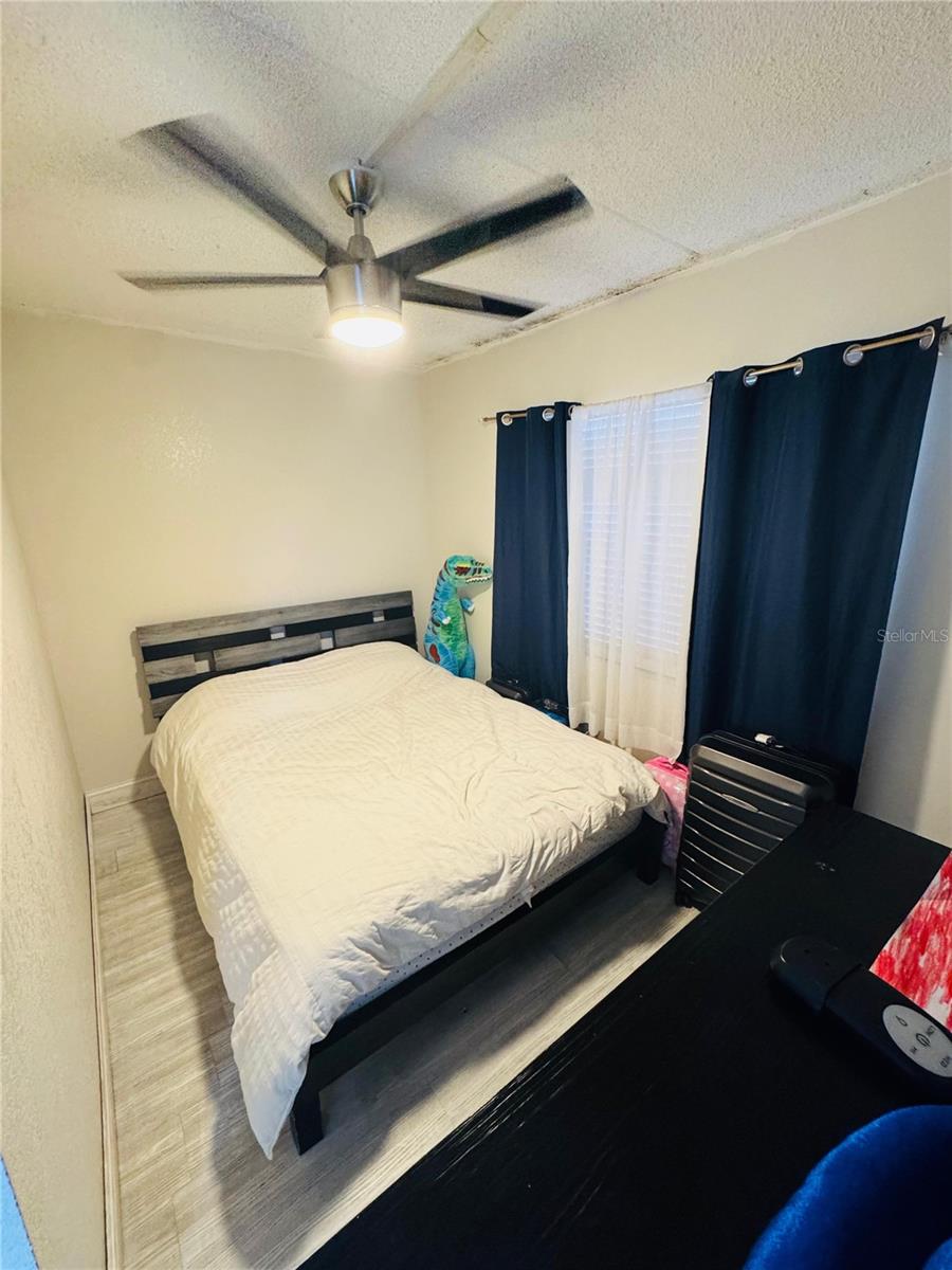 Image 9 of 21 For 4724 Christa Court 322