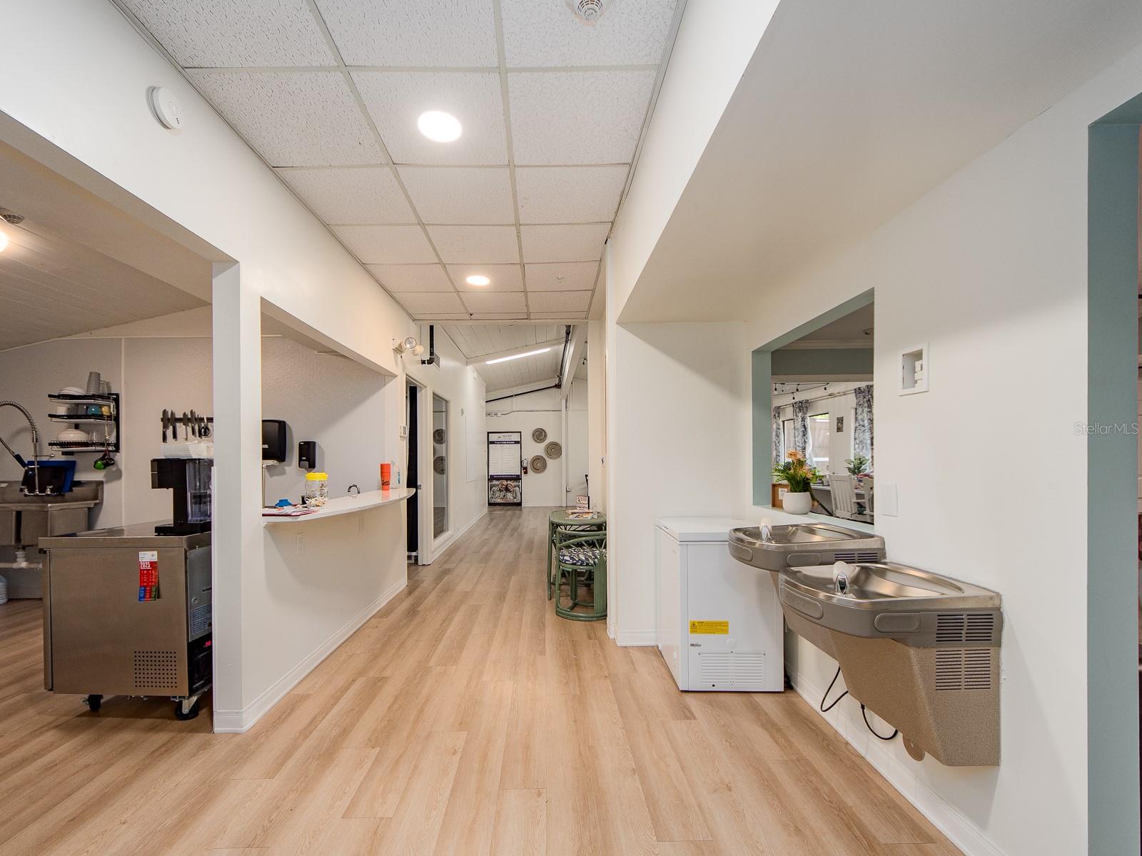 Image 13 of 36 For 300 Saturn Avenue