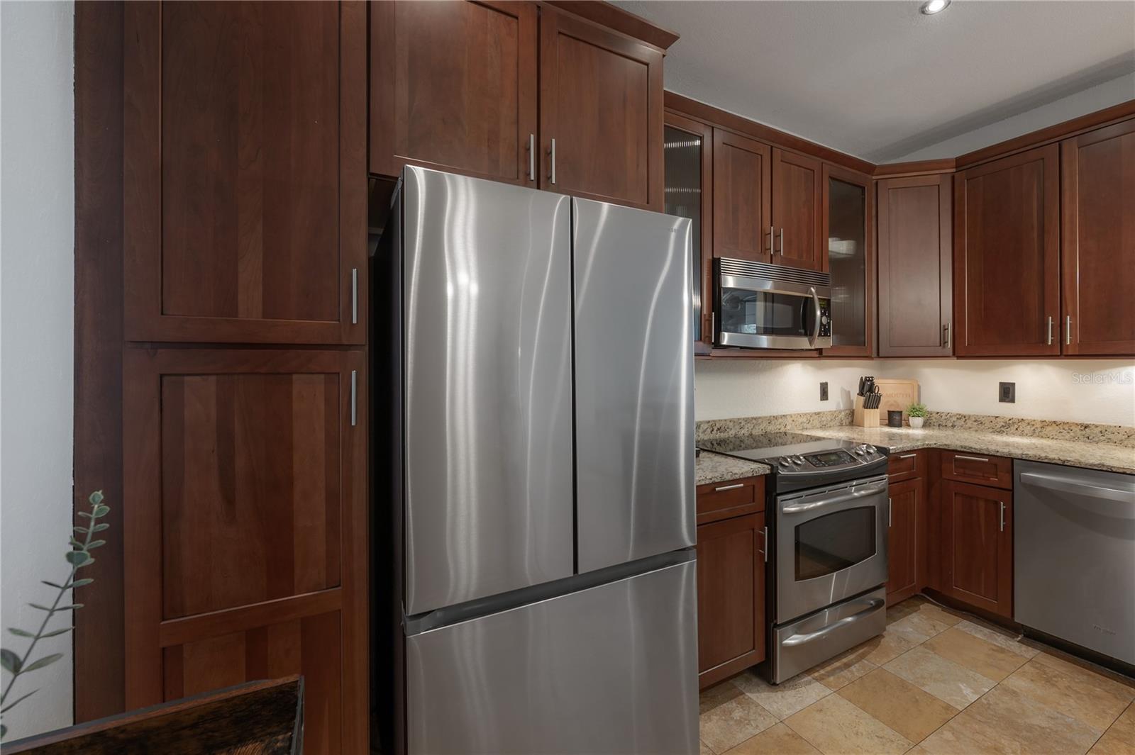 Image 17 of 64 For 709 Mainsail Drive 709