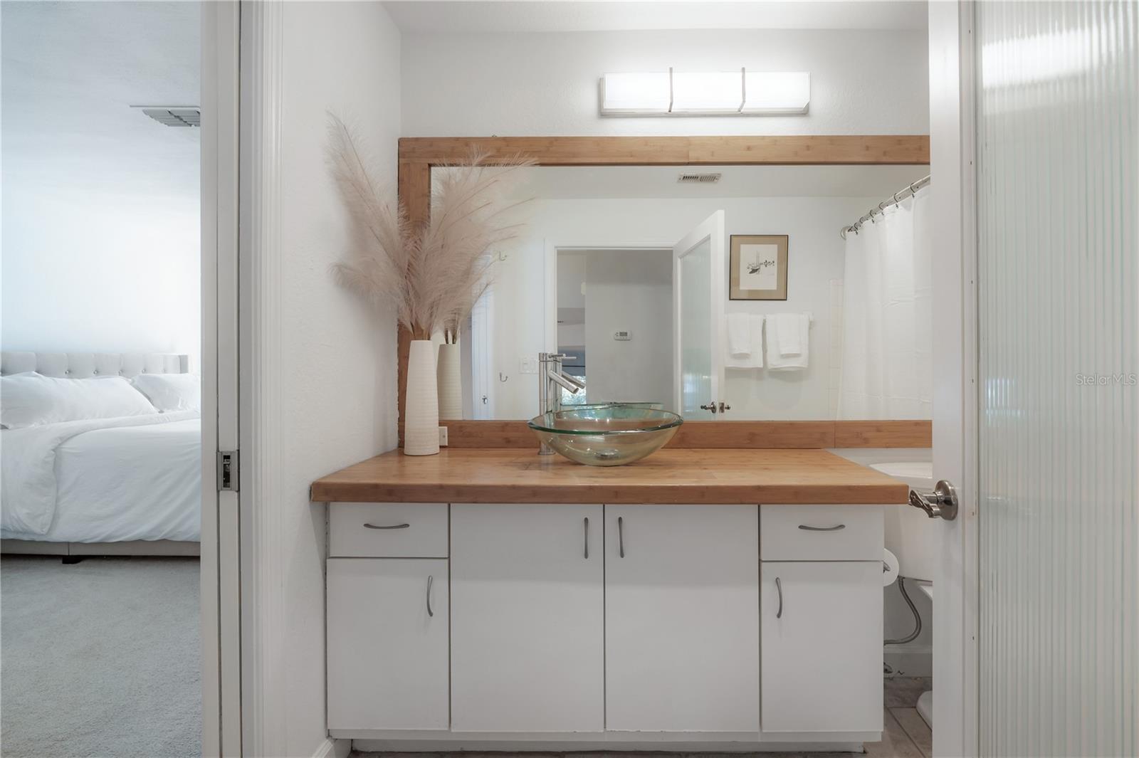 Image 32 of 64 For 709 Mainsail Drive 709