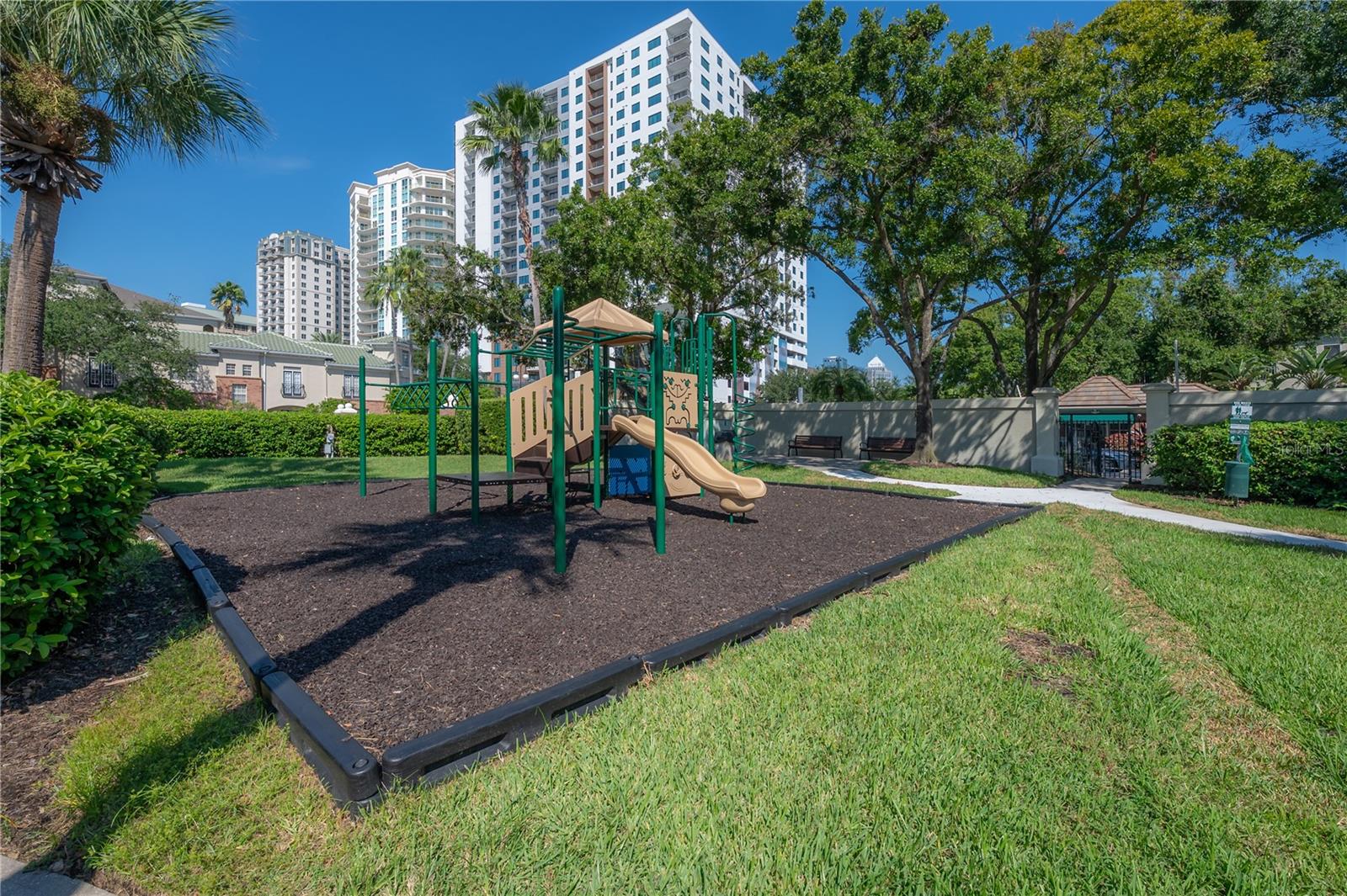 Image 37 of 64 For 709 Mainsail Drive 709