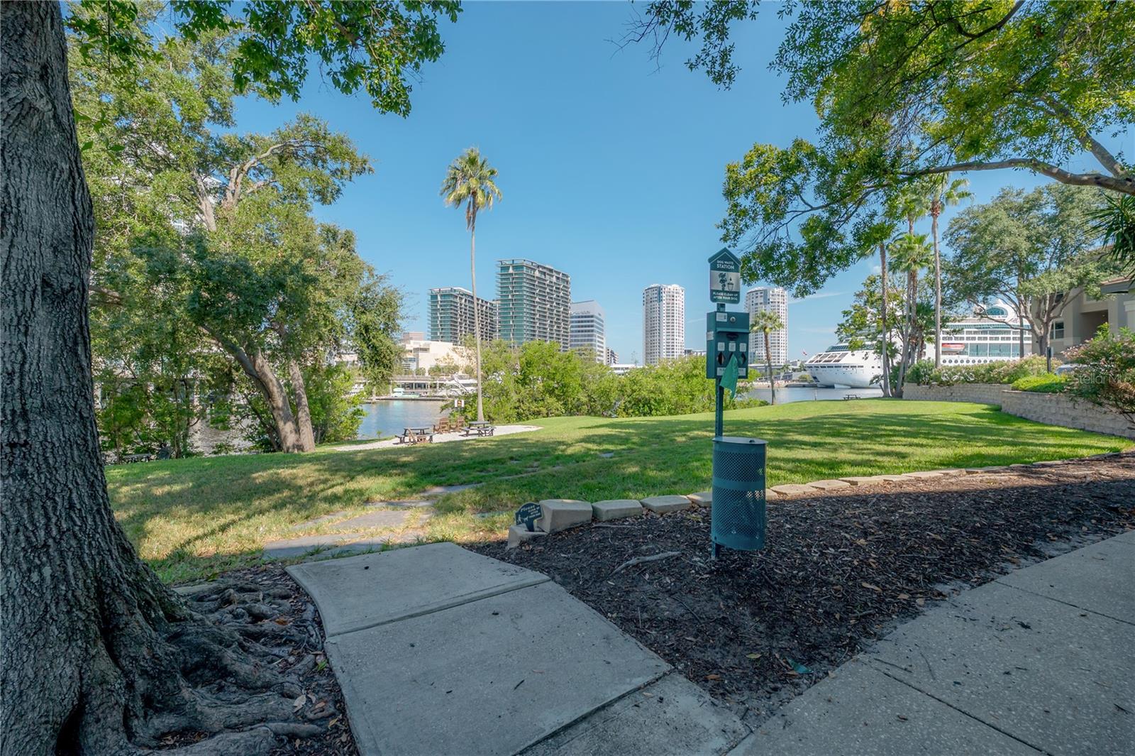 Image 38 of 64 For 709 Mainsail Drive 709