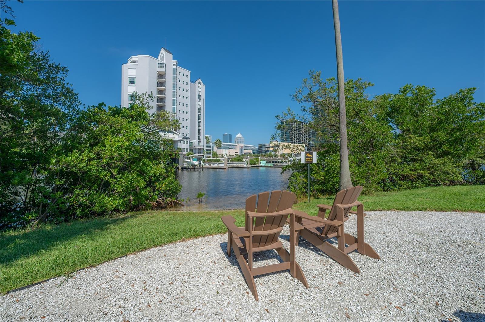 Image 43 of 64 For 709 Mainsail Drive 709