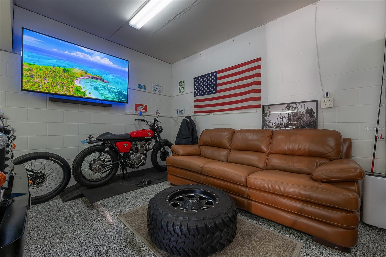 Image 5 of 64 For 709 Mainsail Drive 709