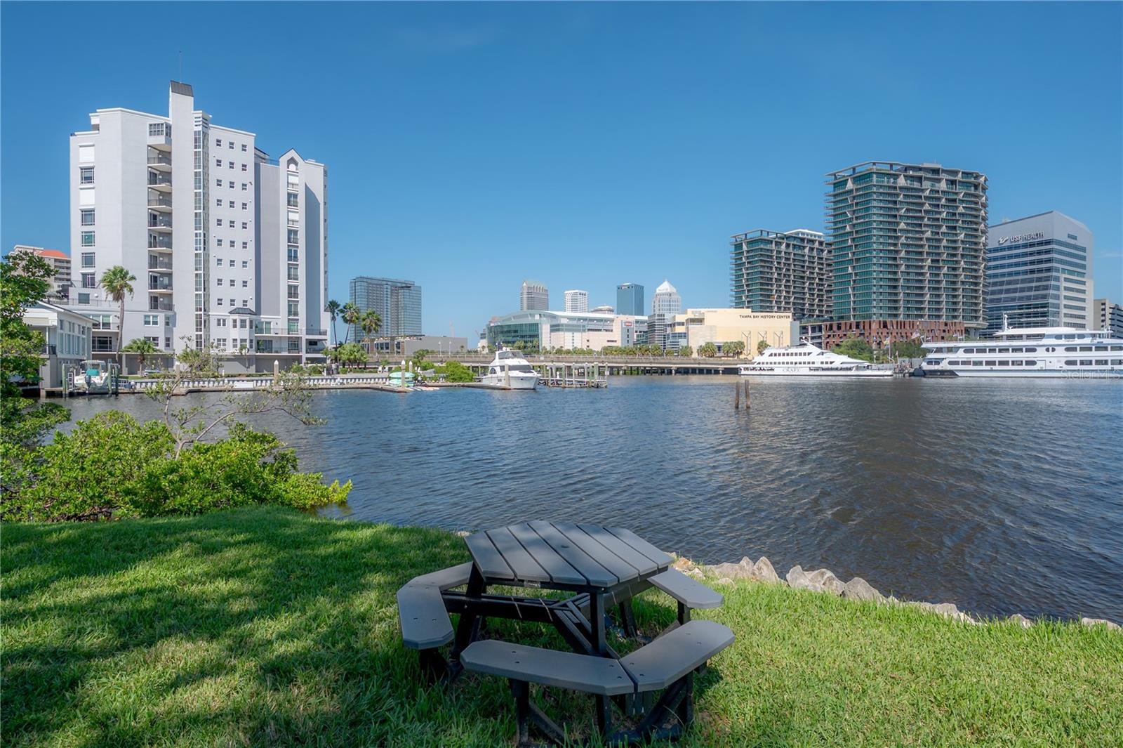 Image 50 of 64 For 709 Mainsail Drive 709