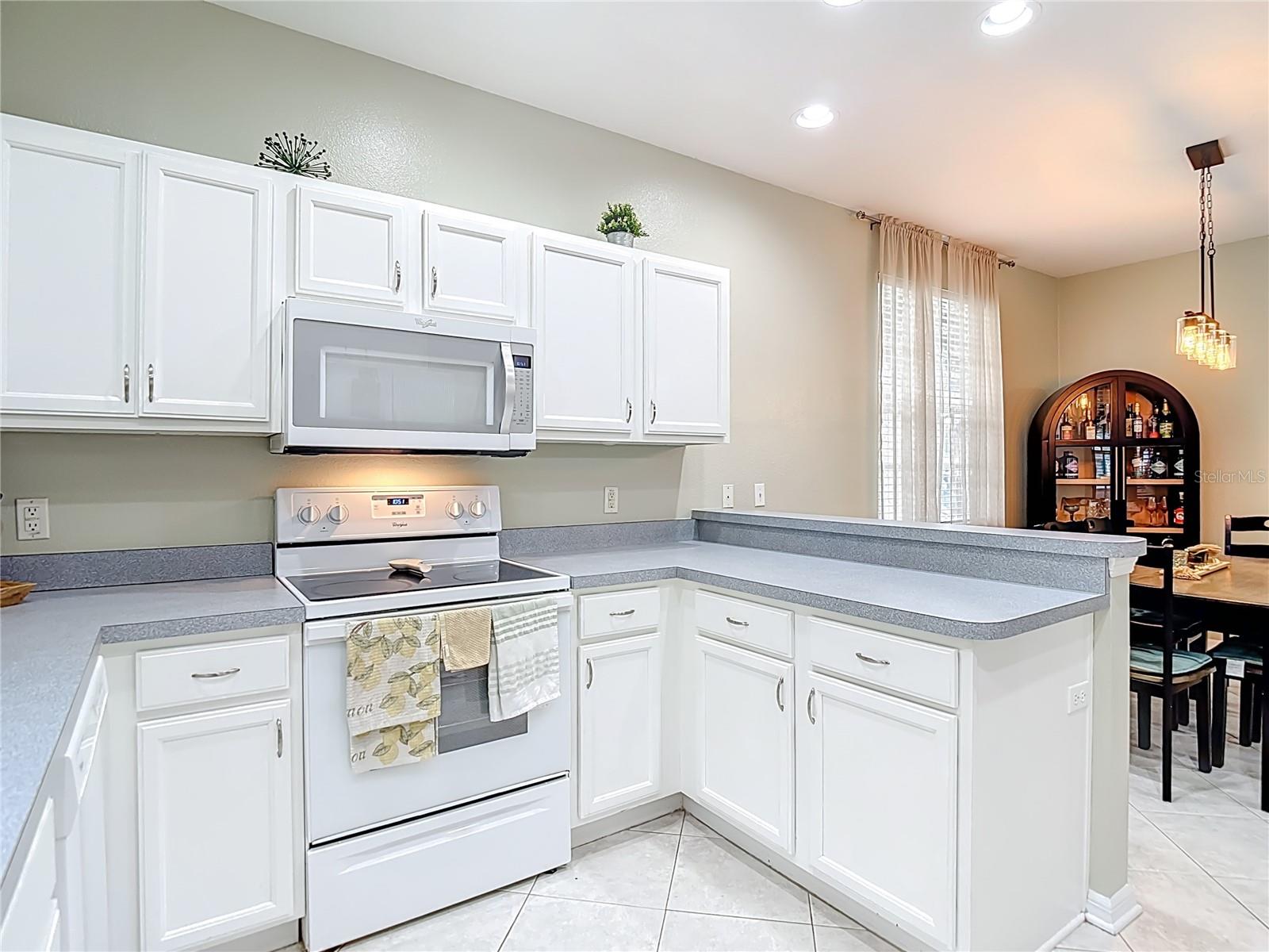 Image 11 of 25 For 6353 Ashville Drive