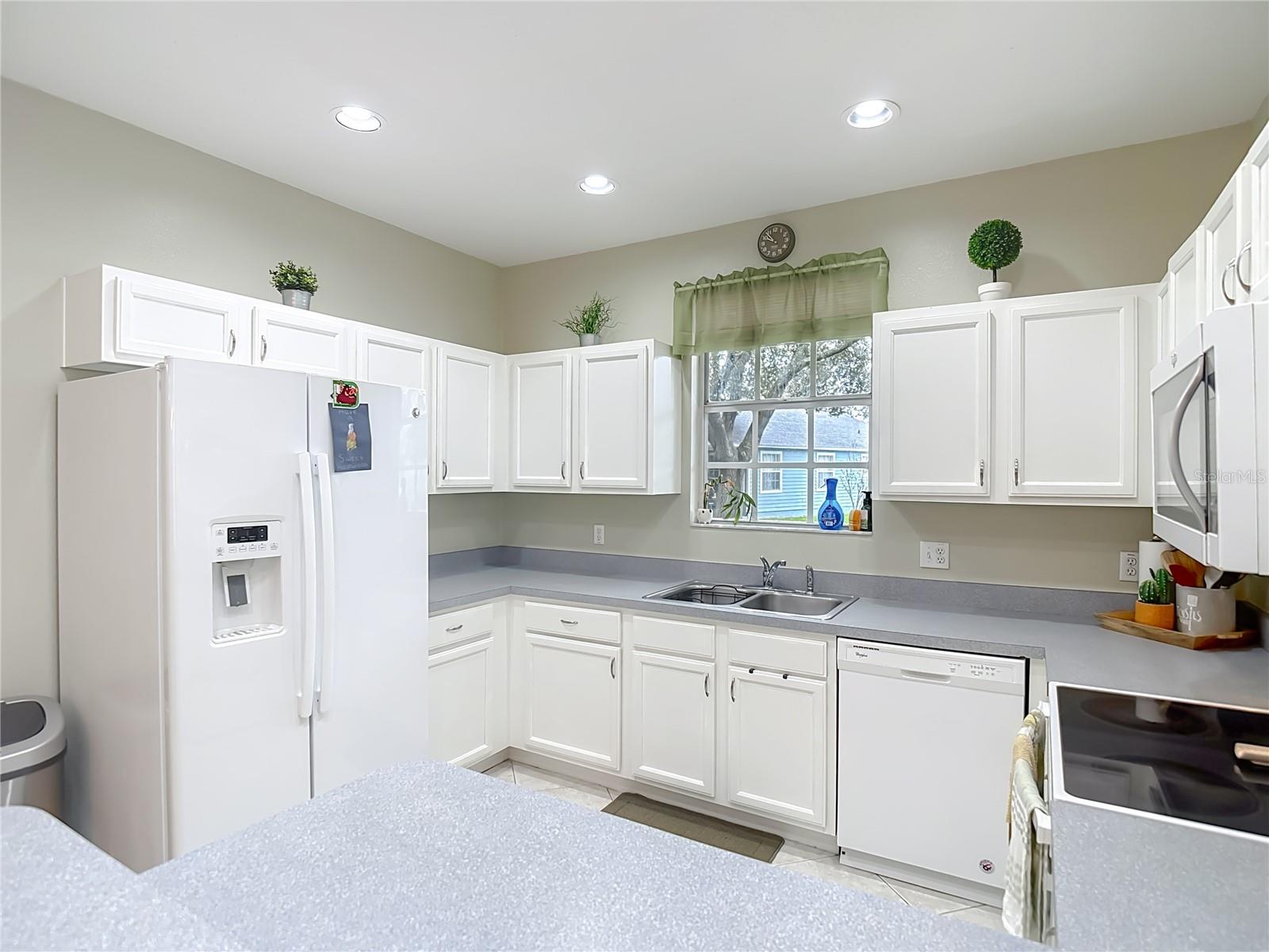 Image 12 of 25 For 6353 Ashville Drive