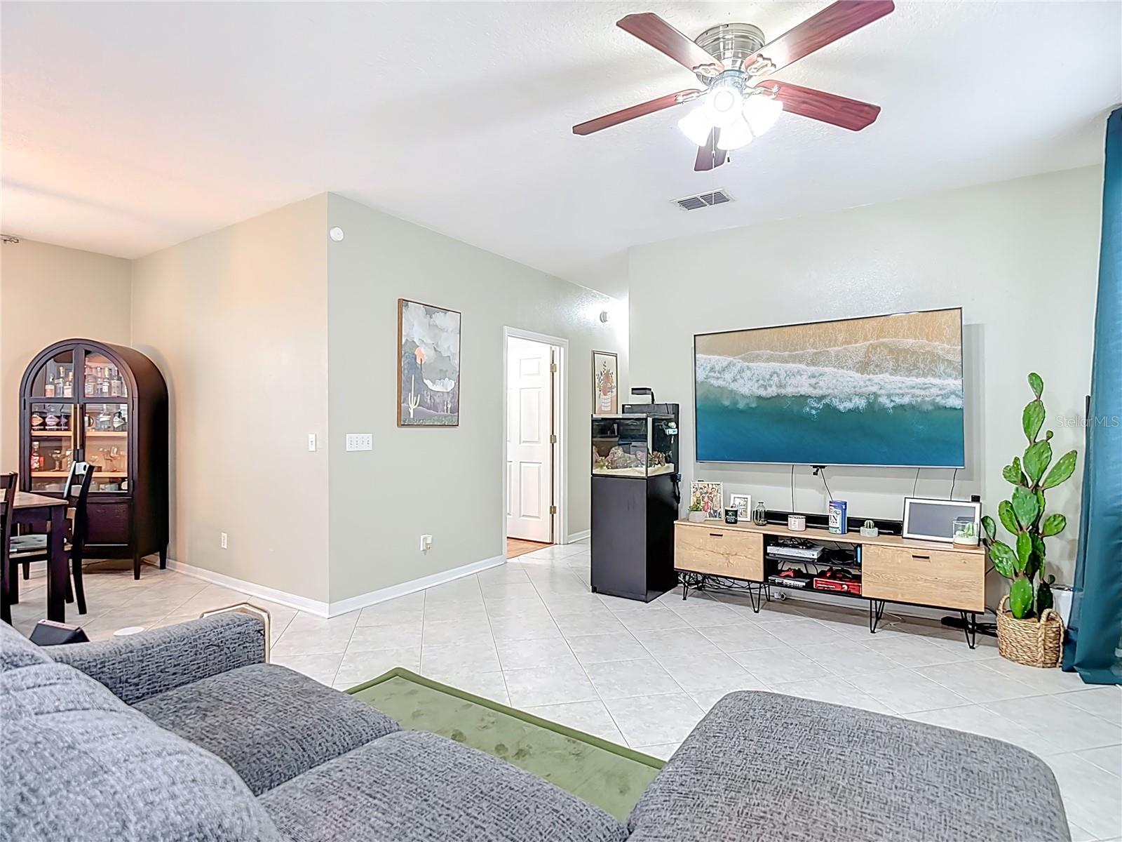 Image 7 of 25 For 6353 Ashville Drive