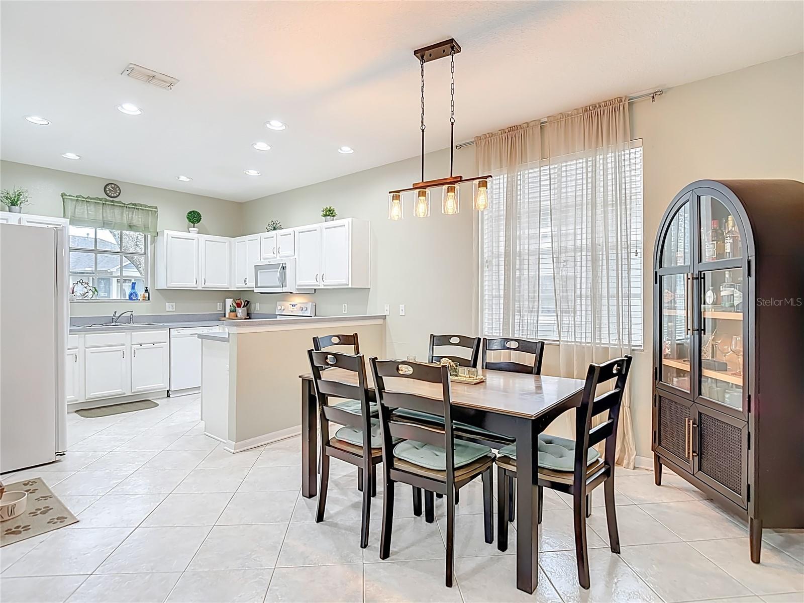 Image 9 of 25 For 6353 Ashville Drive