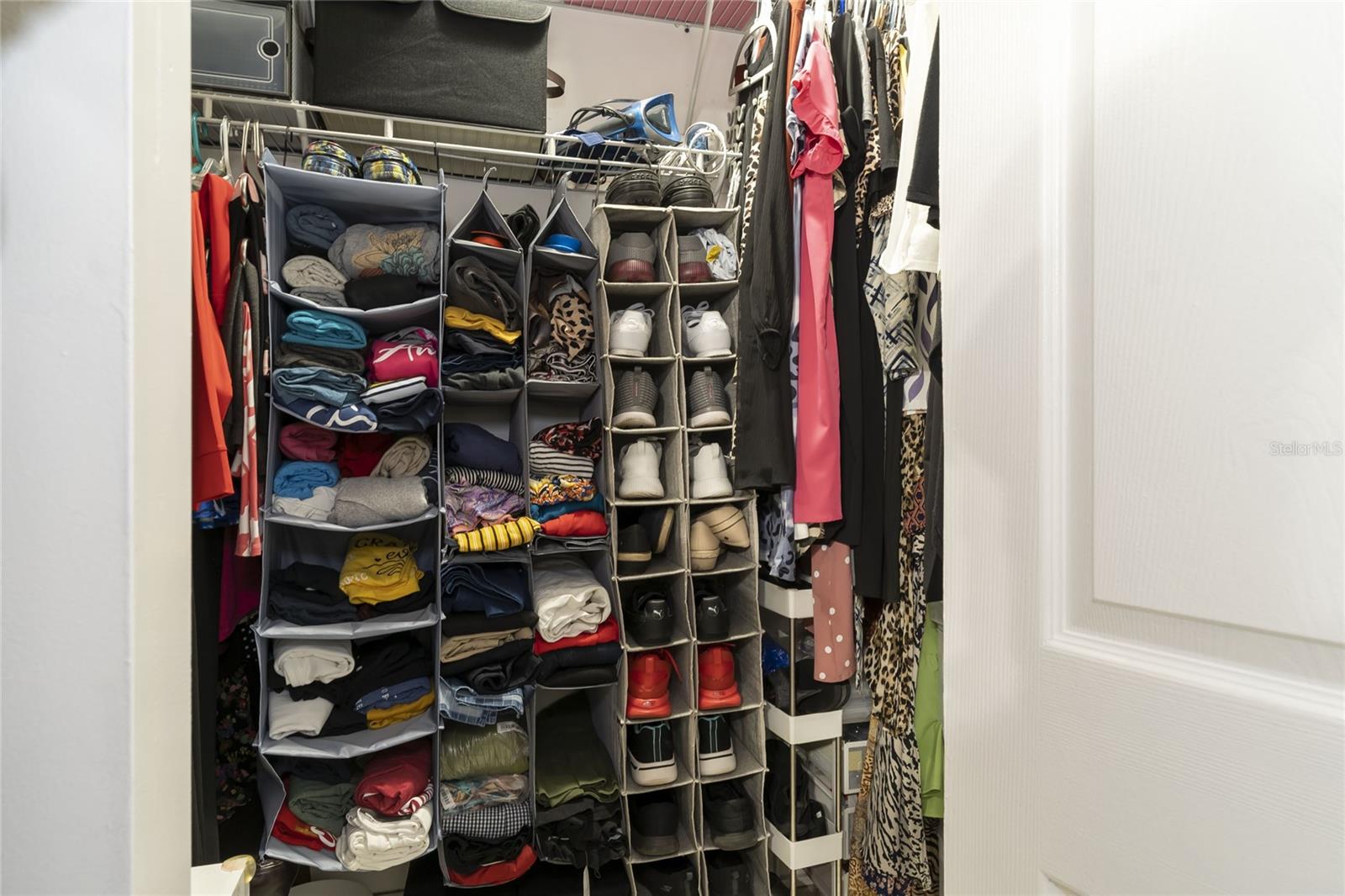 Image 40 of 49 For 1802 Knollwood Street