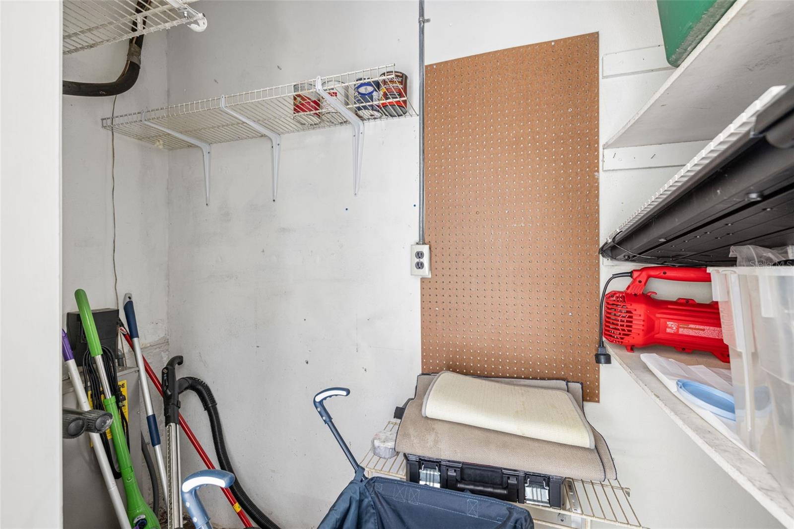 Image 24 of 37 For 200 Glennes Lane 103