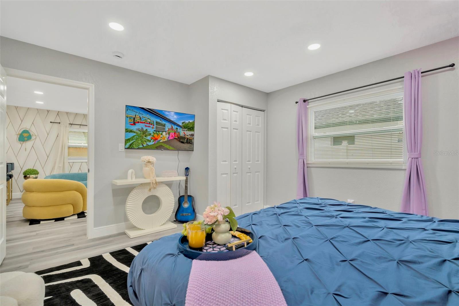 Image 21 of 34 For 2006 Henry Avenue