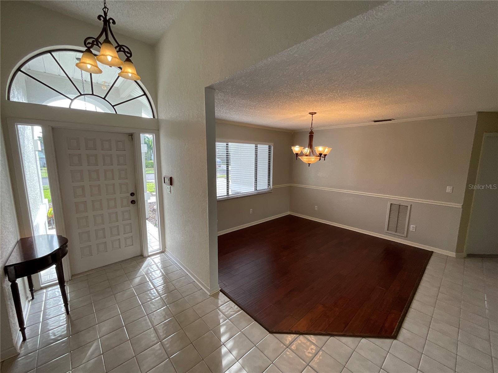 Image 11 of 36 For 1349 Hillside Drive