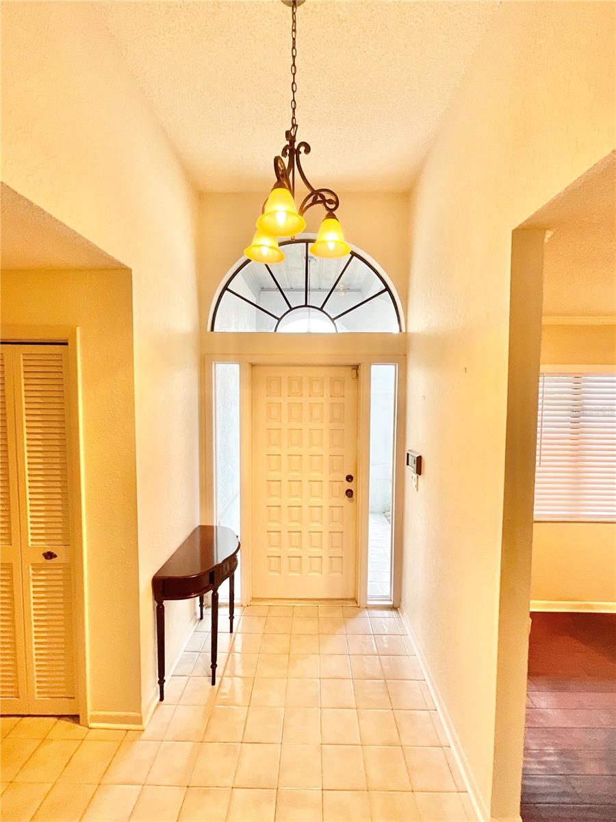 Image 12 of 36 For 1349 Hillside Drive