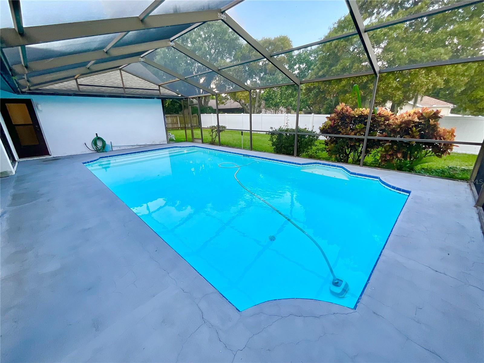 Image 23 of 36 For 1349 Hillside Drive