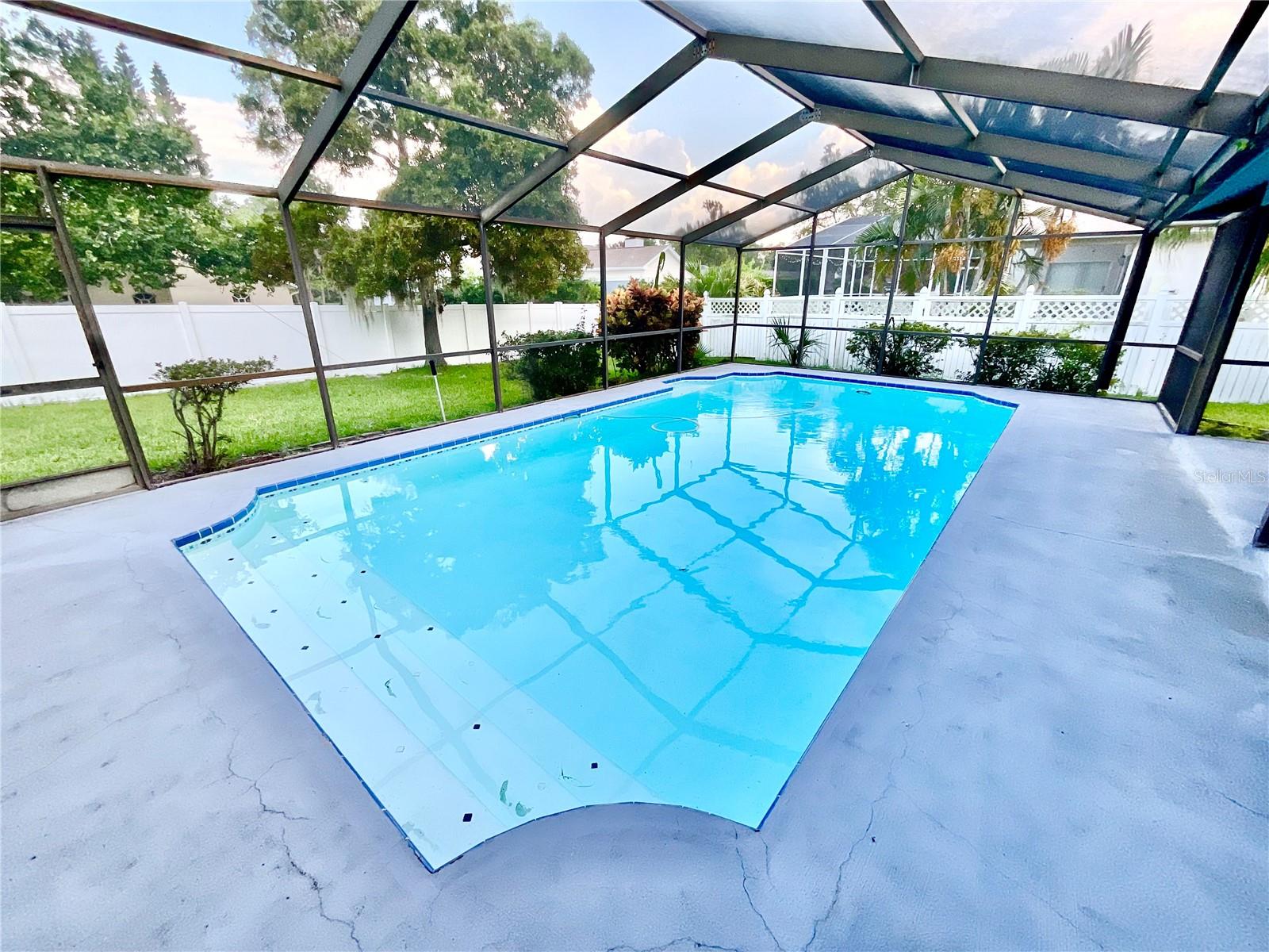 Image 26 of 36 For 1349 Hillside Drive