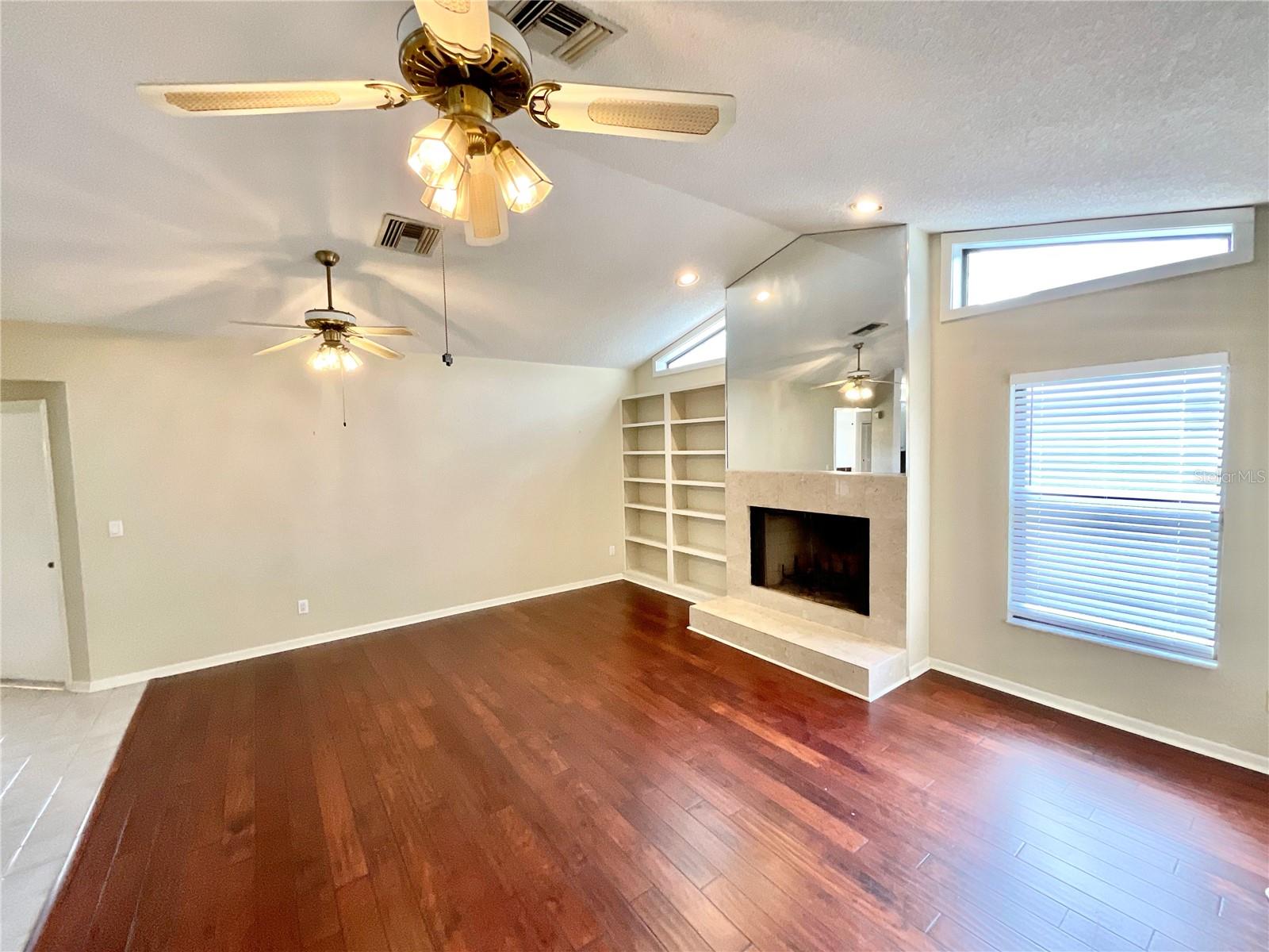 Image 4 of 36 For 1349 Hillside Drive