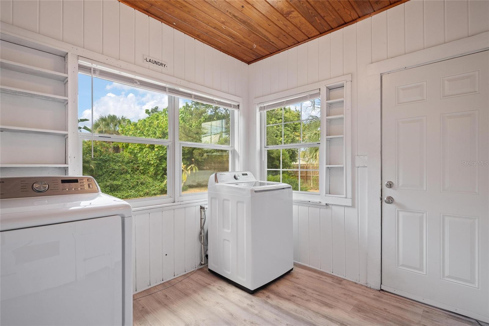 Image 10 of 23 For 4625 3rd Avenue S