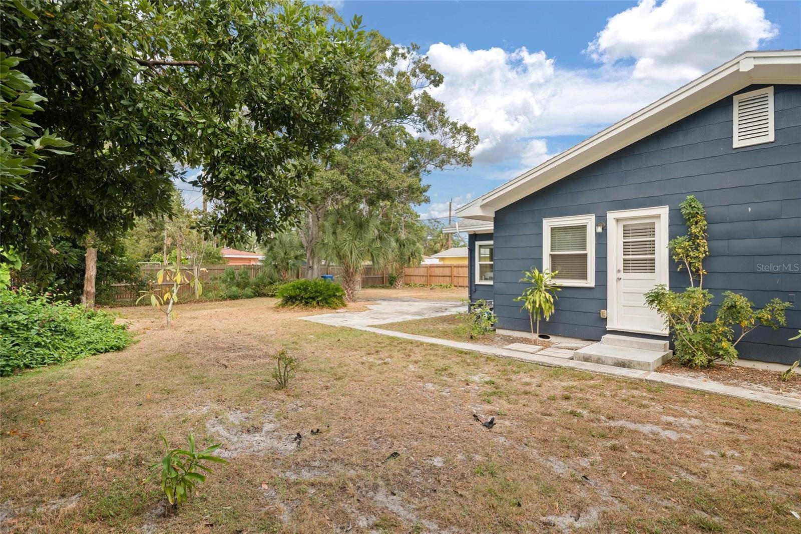 Image 21 of 23 For 4625 3rd Avenue S