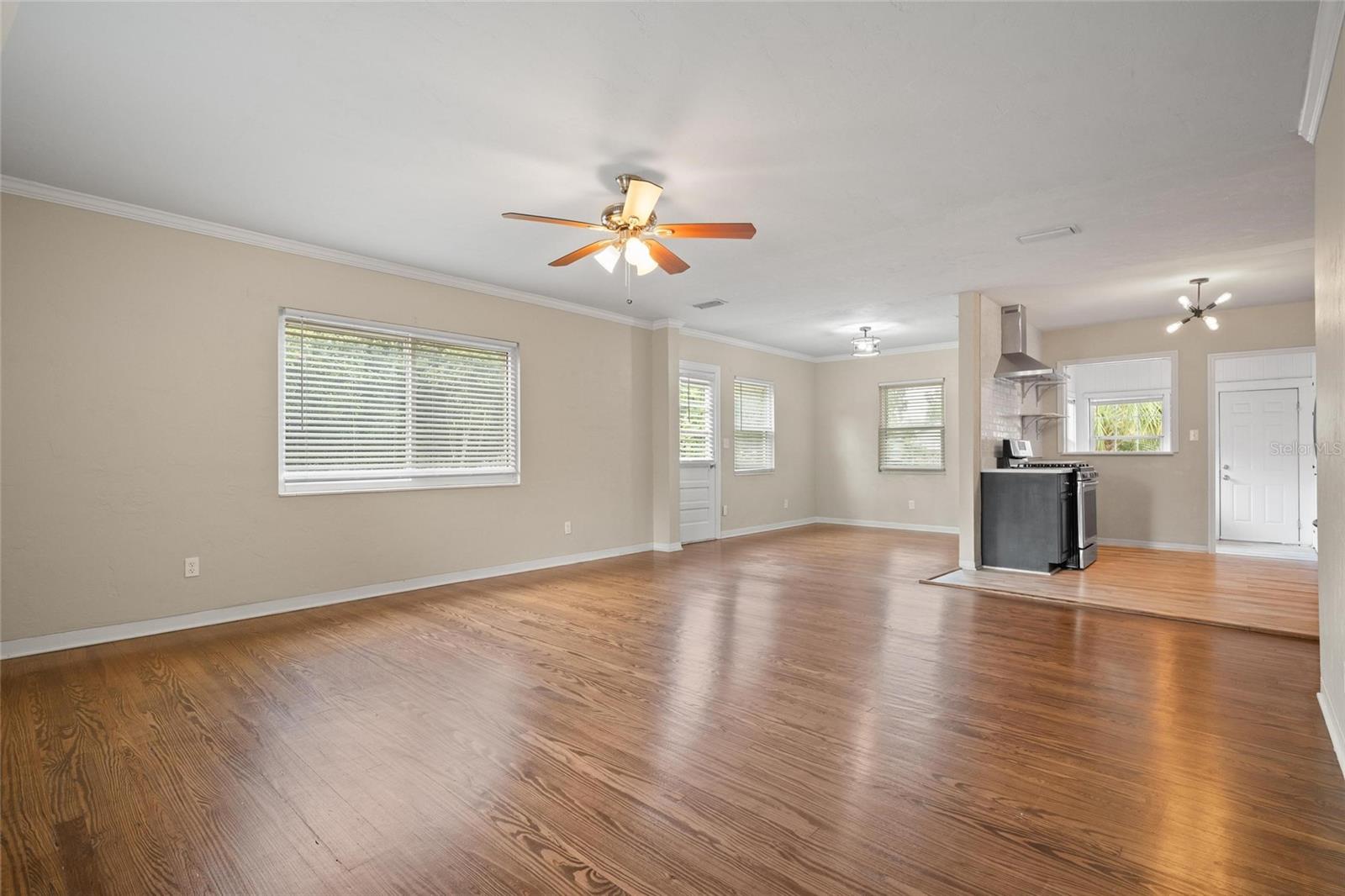 Image 4 of 23 For 4625 3rd Avenue S