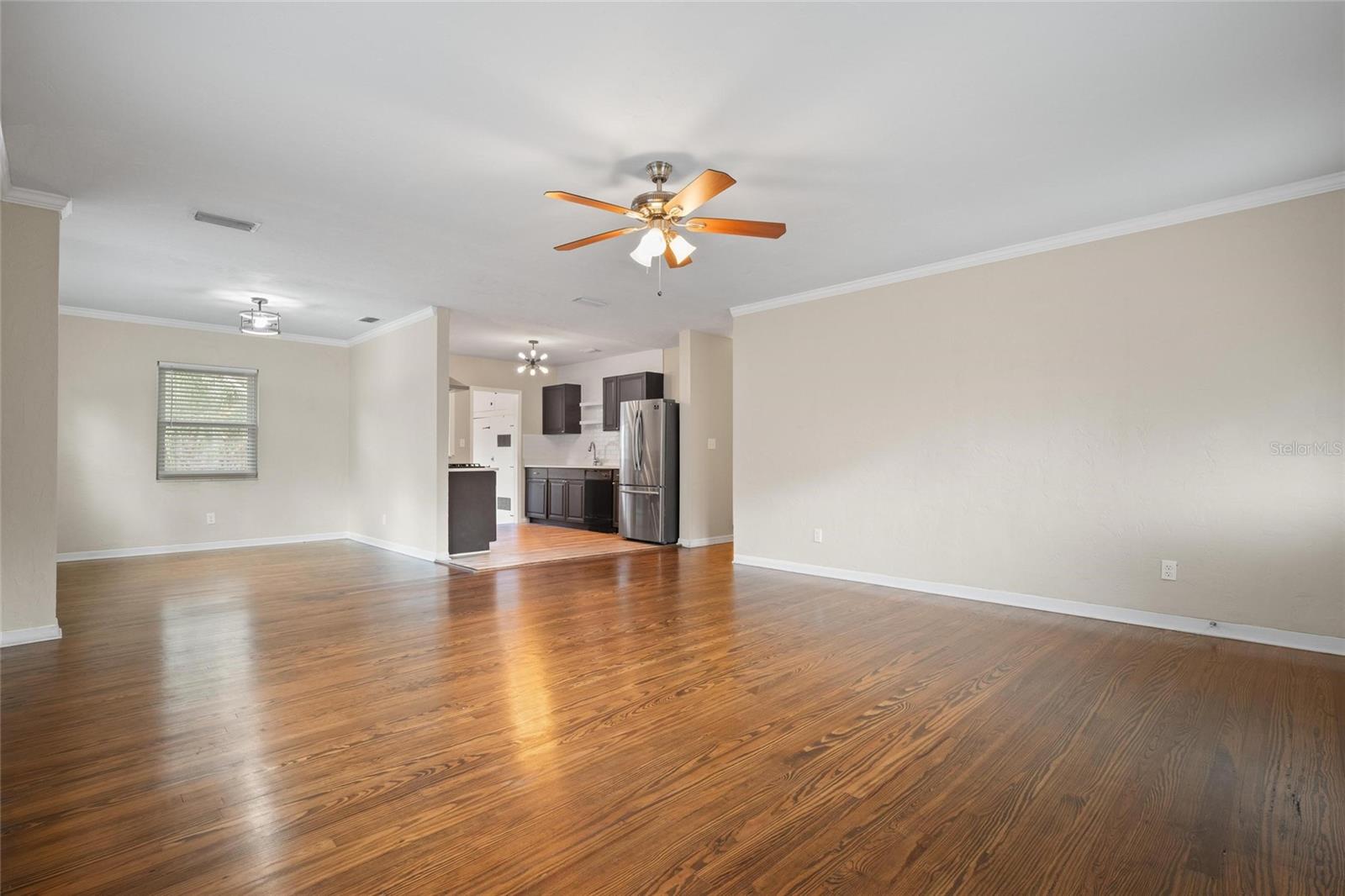 Image 5 of 23 For 4625 3rd Avenue S