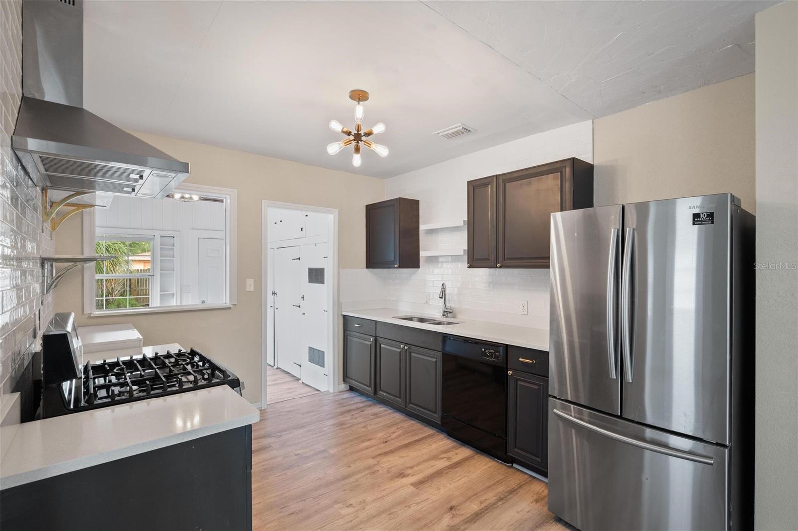 Image 7 of 23 For 4625 3rd Avenue S