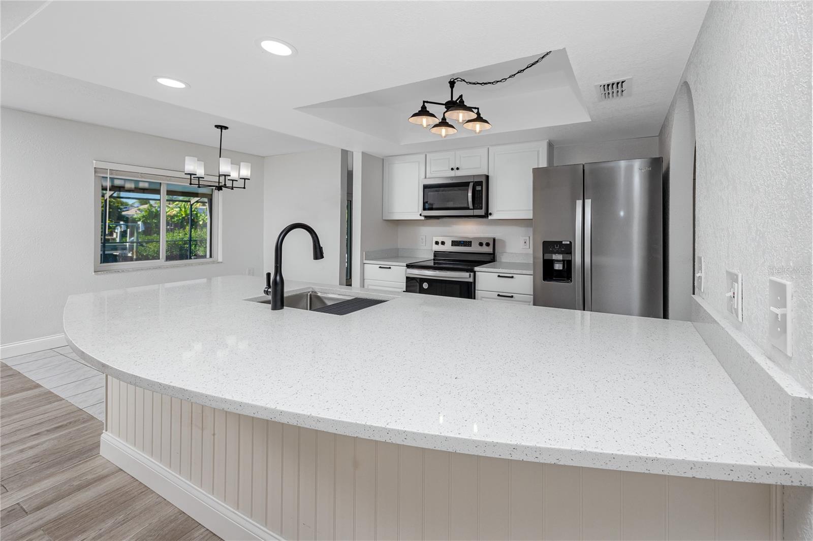 Listing photo id 16 for 9817 San Sierra Way