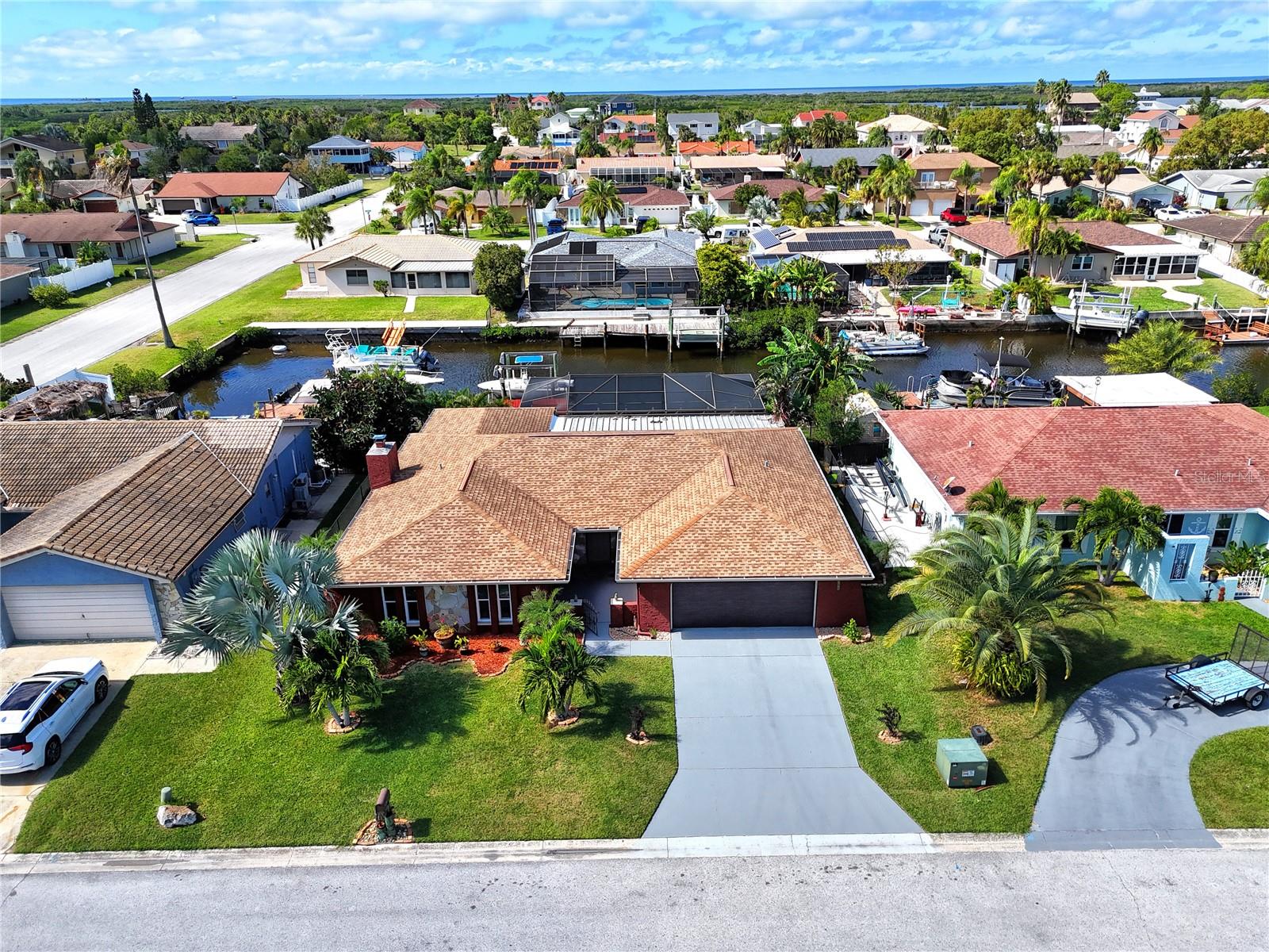 Listing photo id 45 for 9817 San Sierra Way